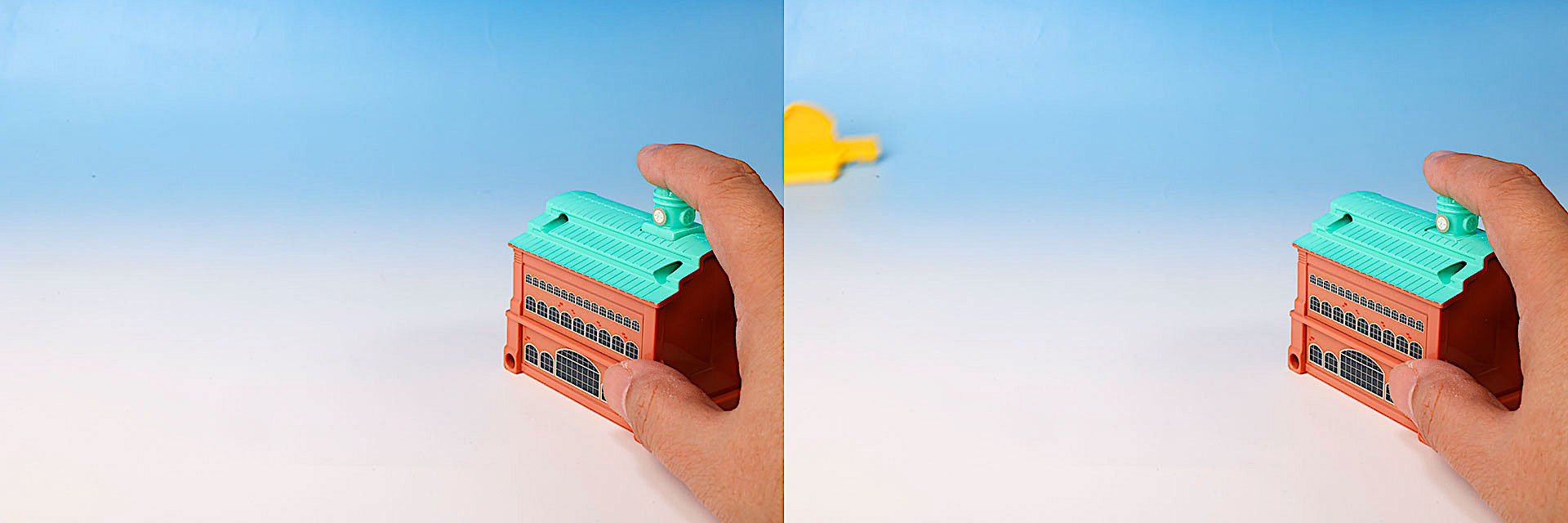 駅舎のつまみを押すと、パネルが飛び出していく