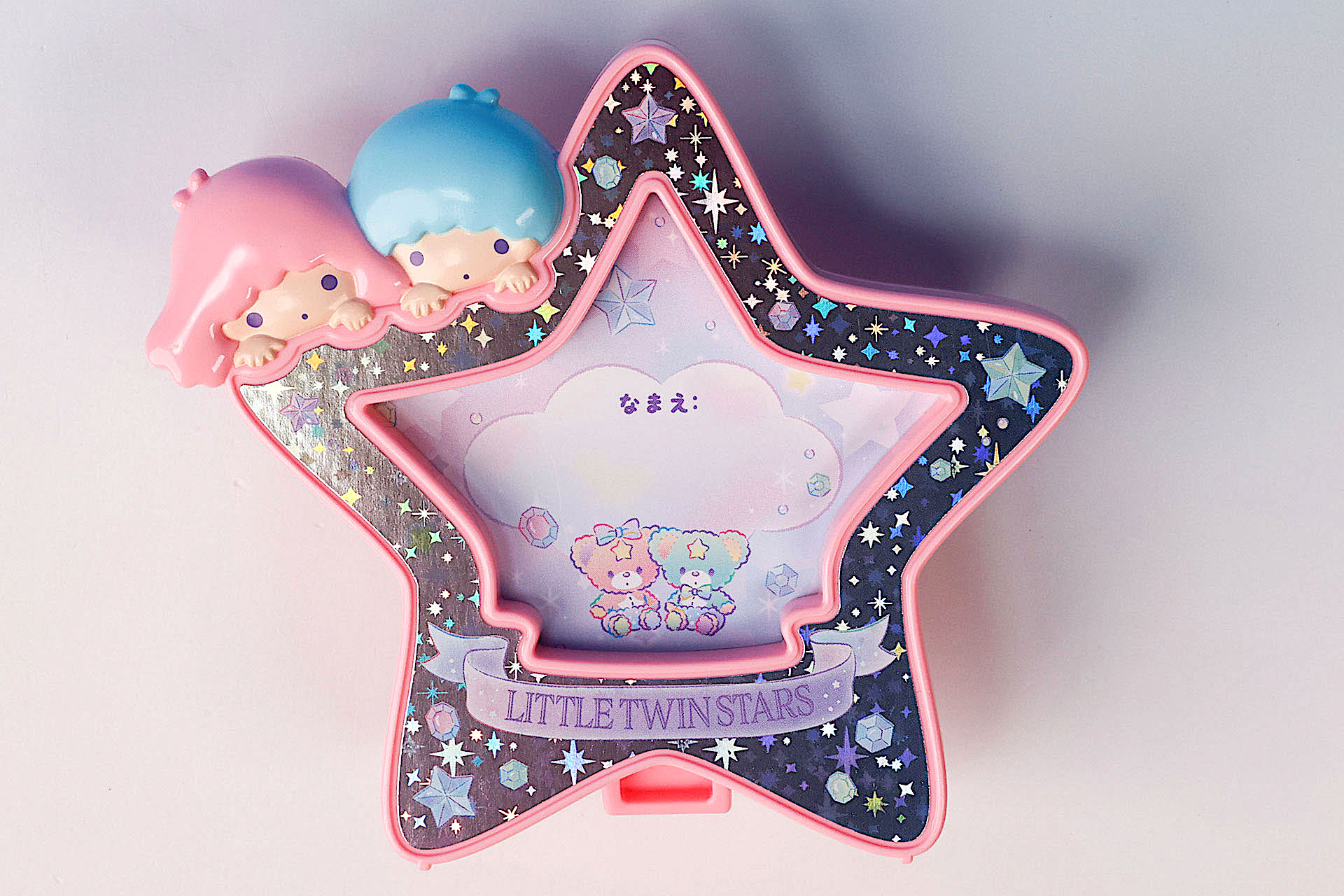 ネームクリップとしてはかなり大きめだ