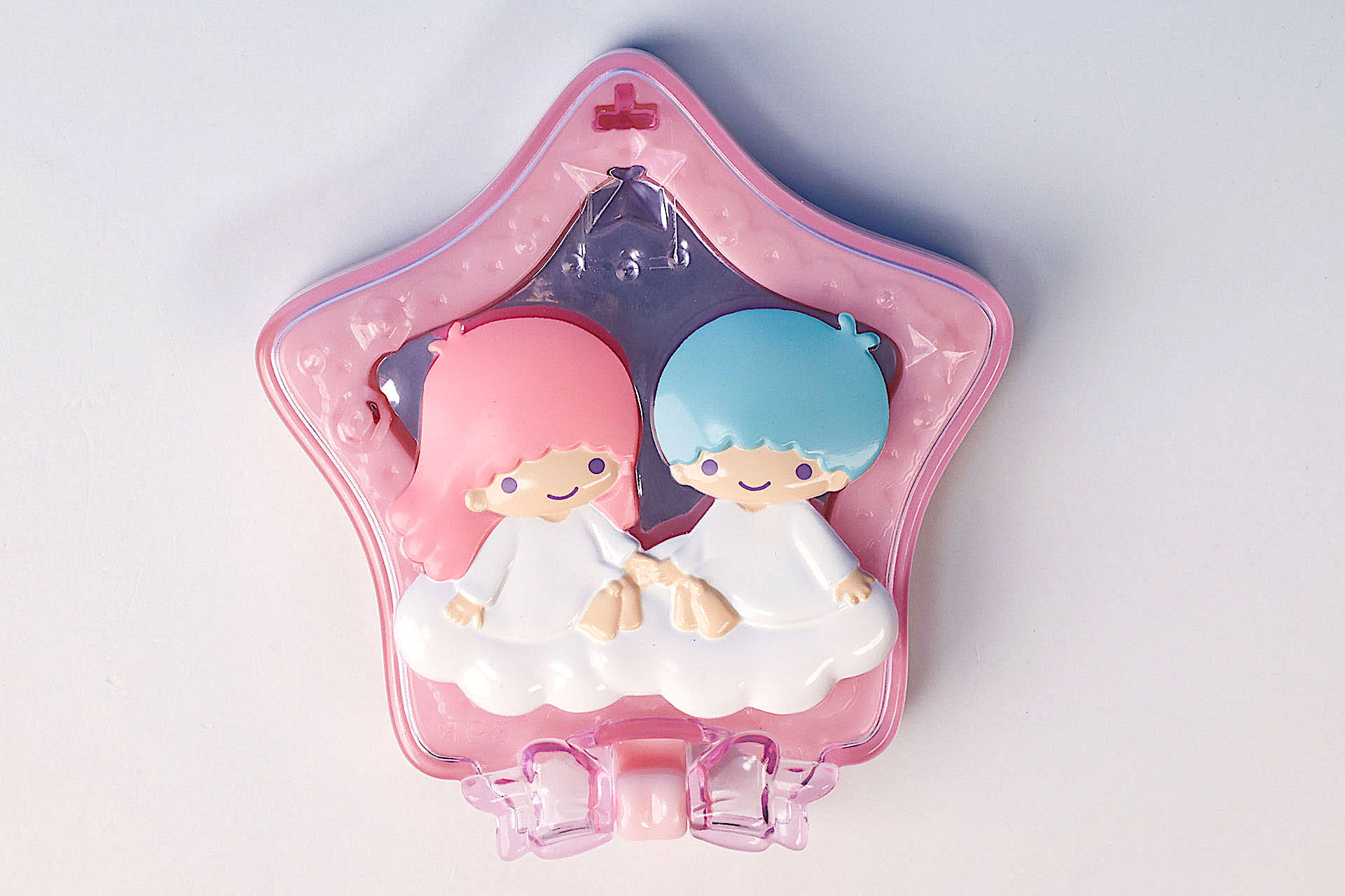 こちらは折りたたんでいる状態だ