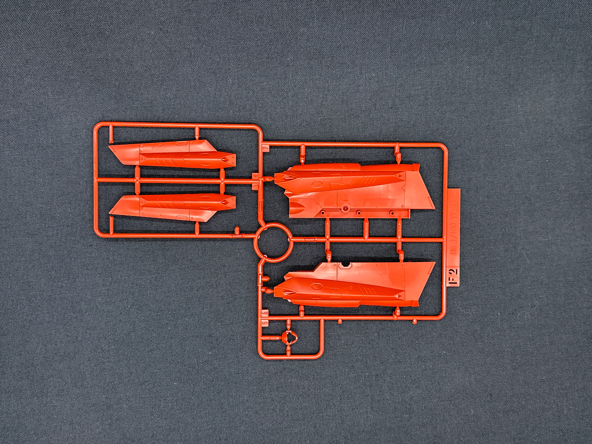 F2ランナー。全てのパーツが新規造形となっています。