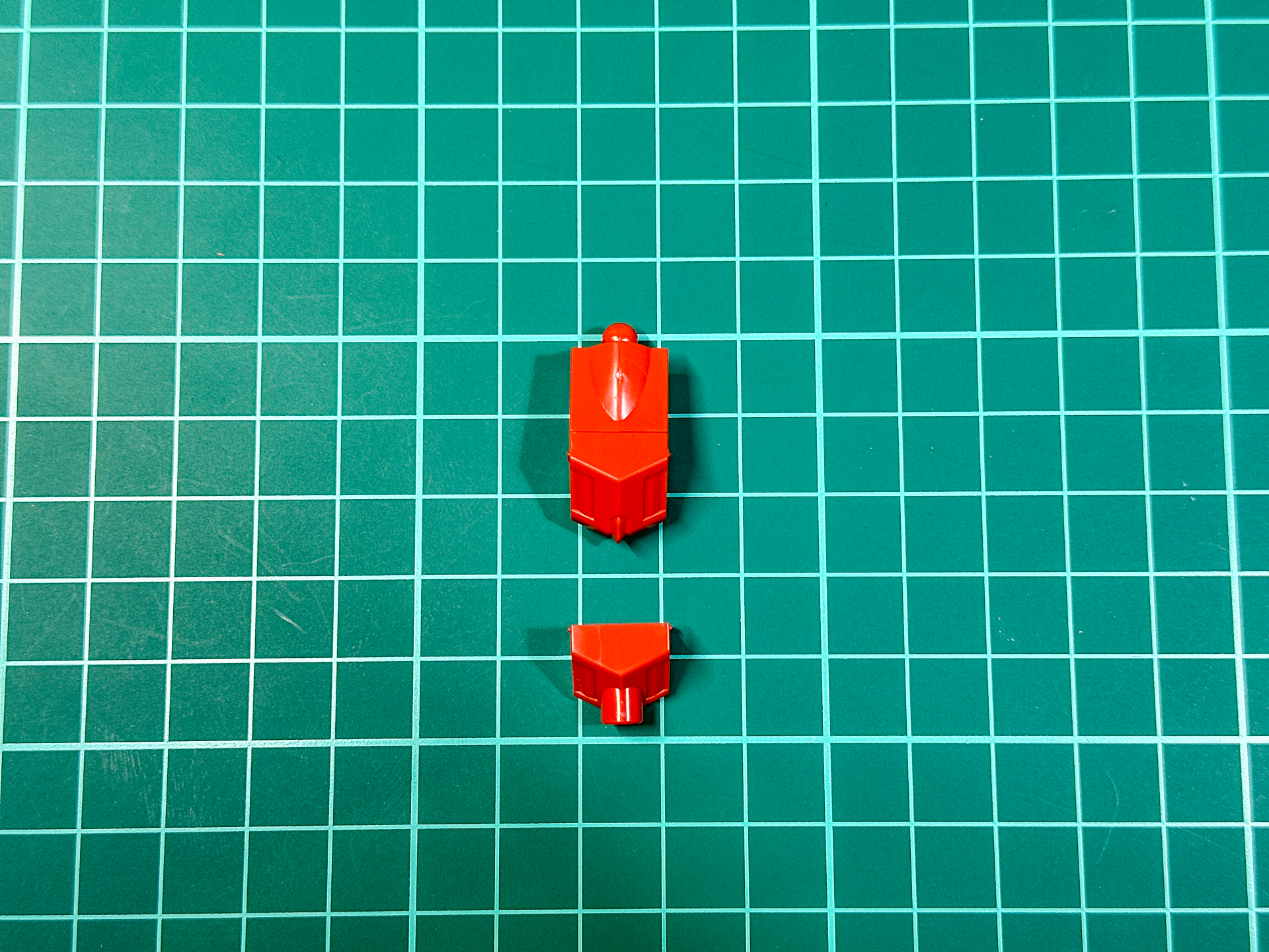 VF-22Sでも腰部パーツはアクションベース接続孔有無を選択可能です。