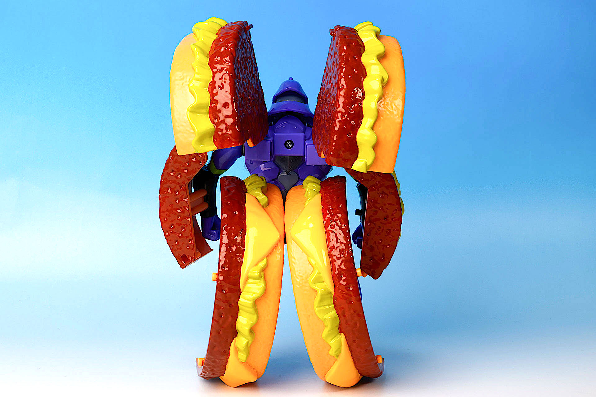 背面側はハンバーガー要素がかなり強め！