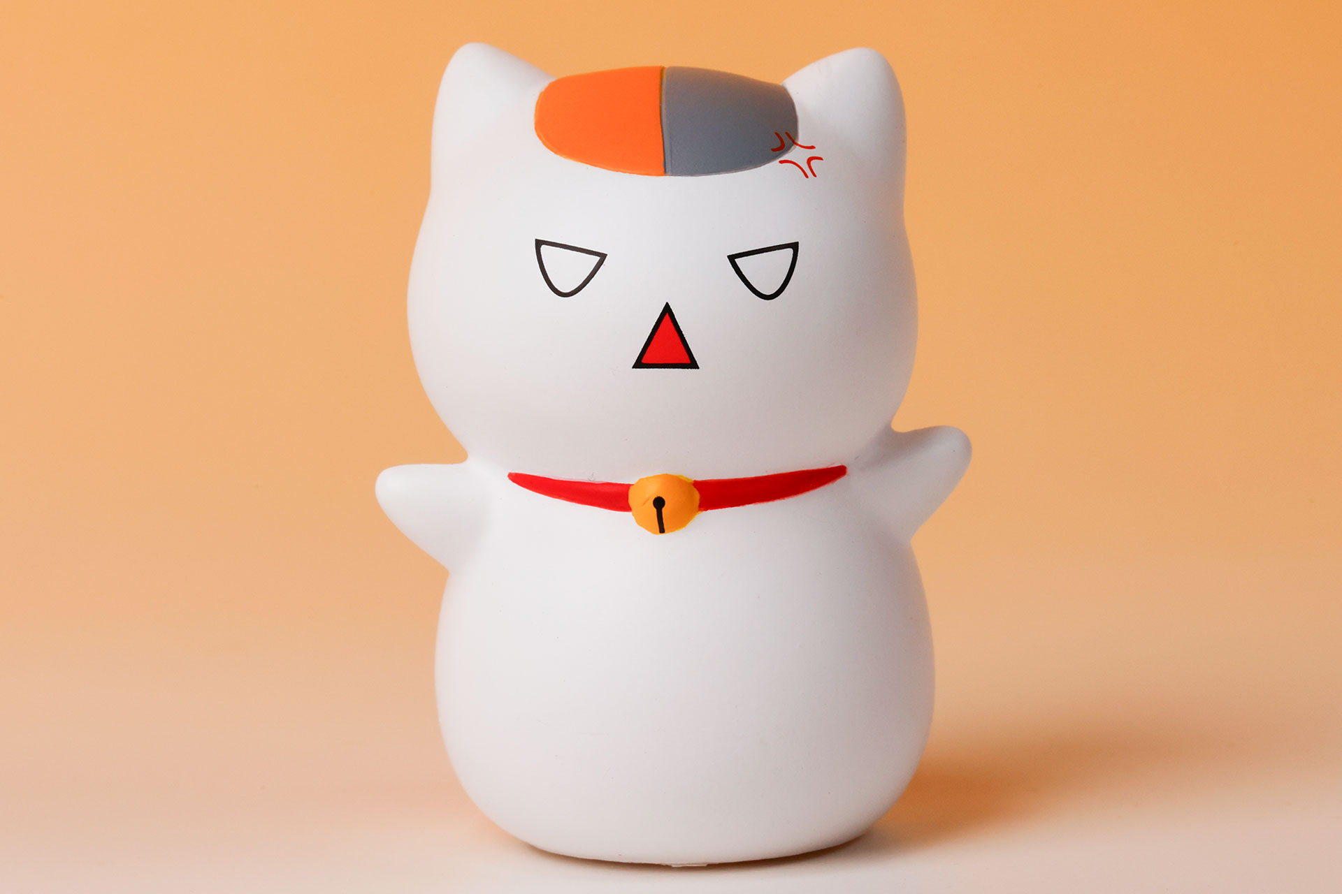 怒りに震えるニャンコ先生を再現