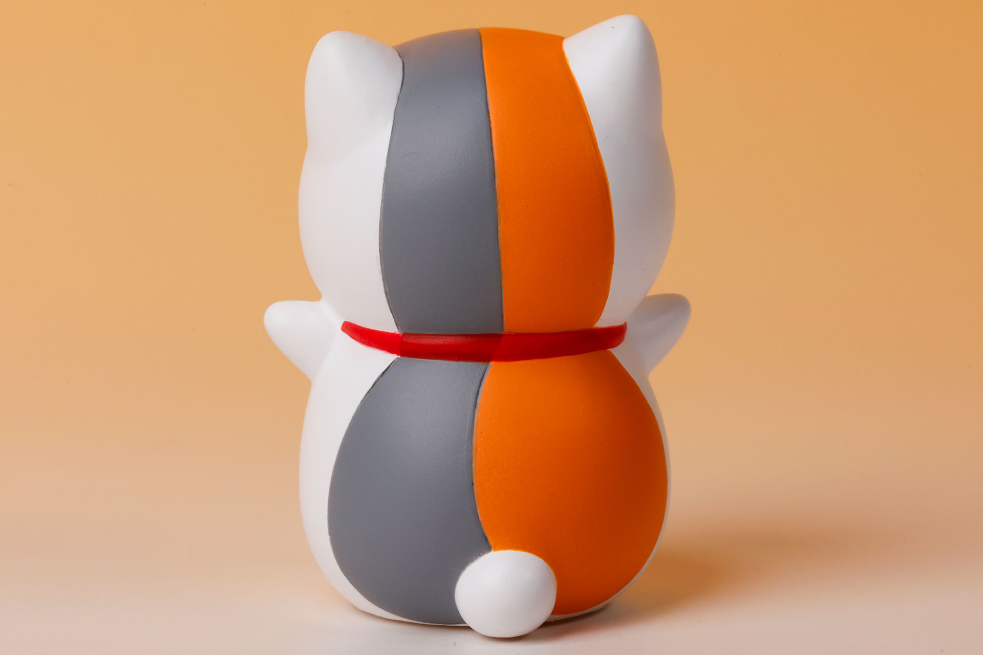 背中側はキュートだ