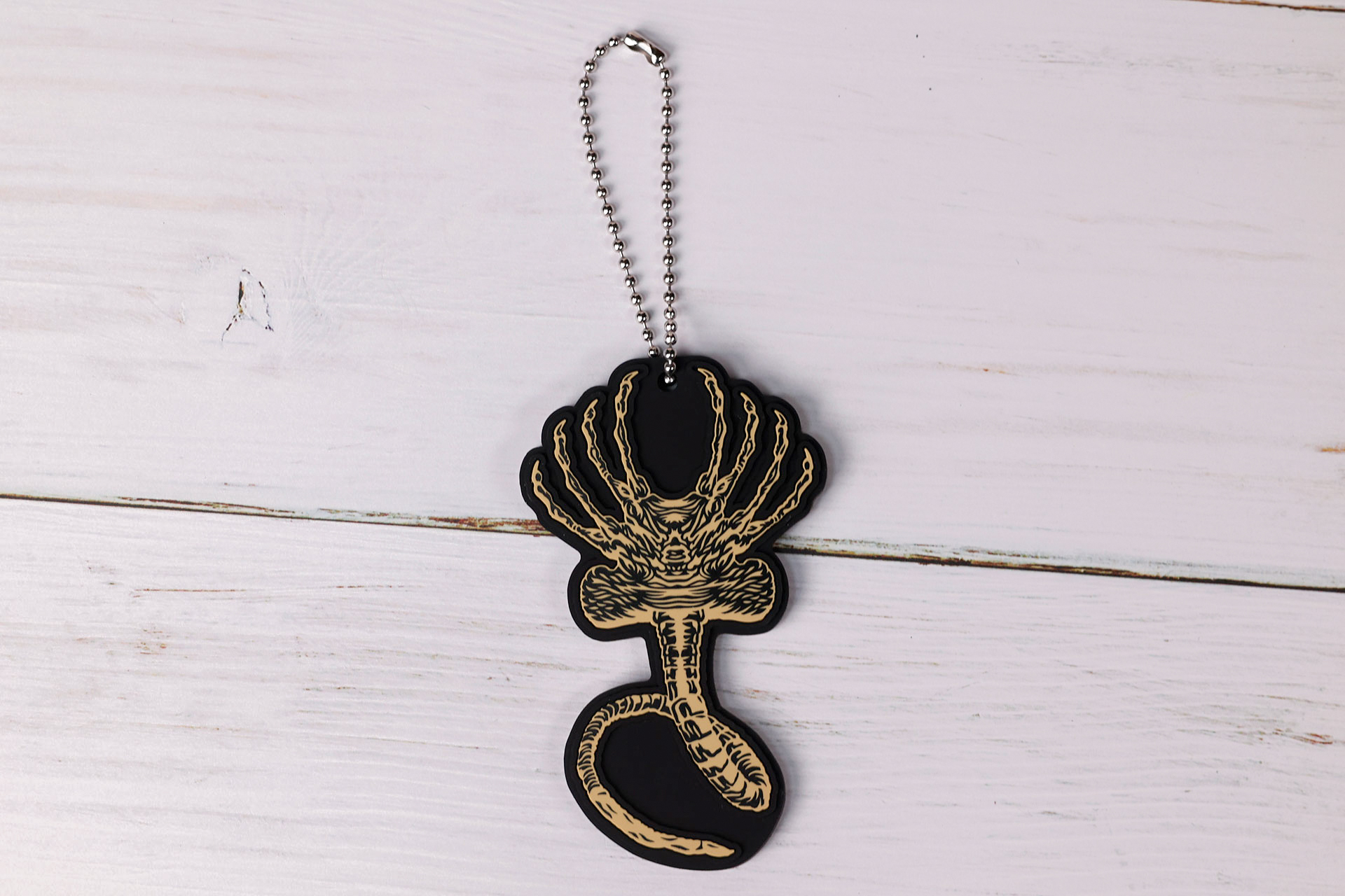 カバンに付けておきたくなる見た目だ