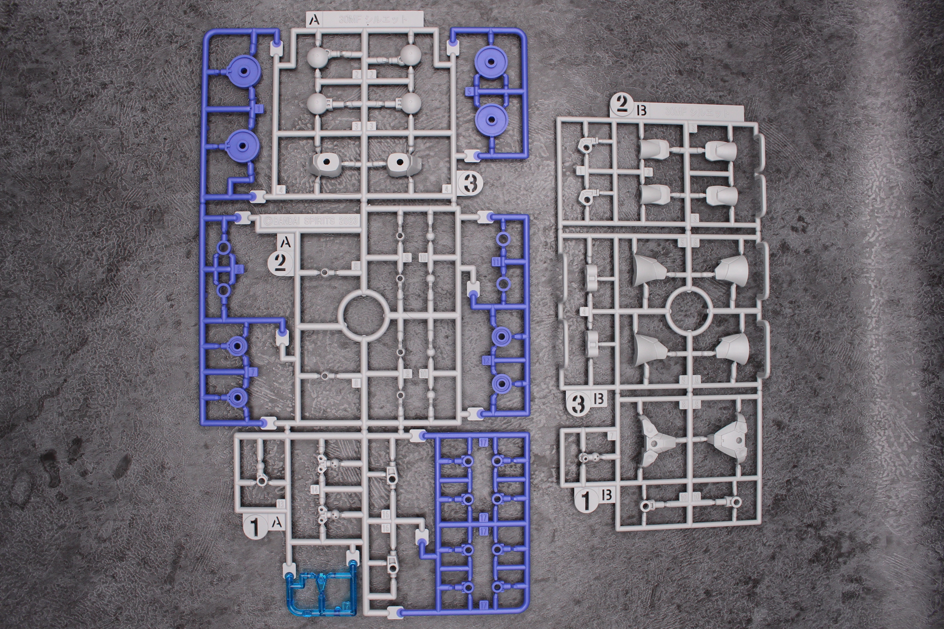 パーツA、パーツB