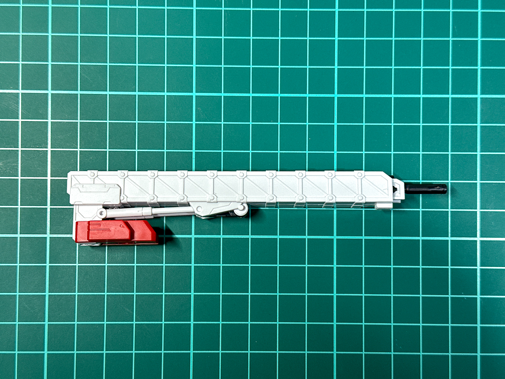 完成したメルティングライフル。先端の銃口部分は角度変更可能です。