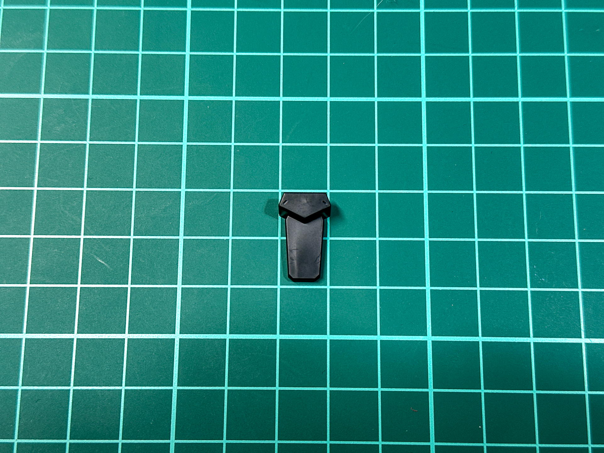 なお、超竜神の胴体部にはミラーシールド取り付け時に追加するパーツがあります。