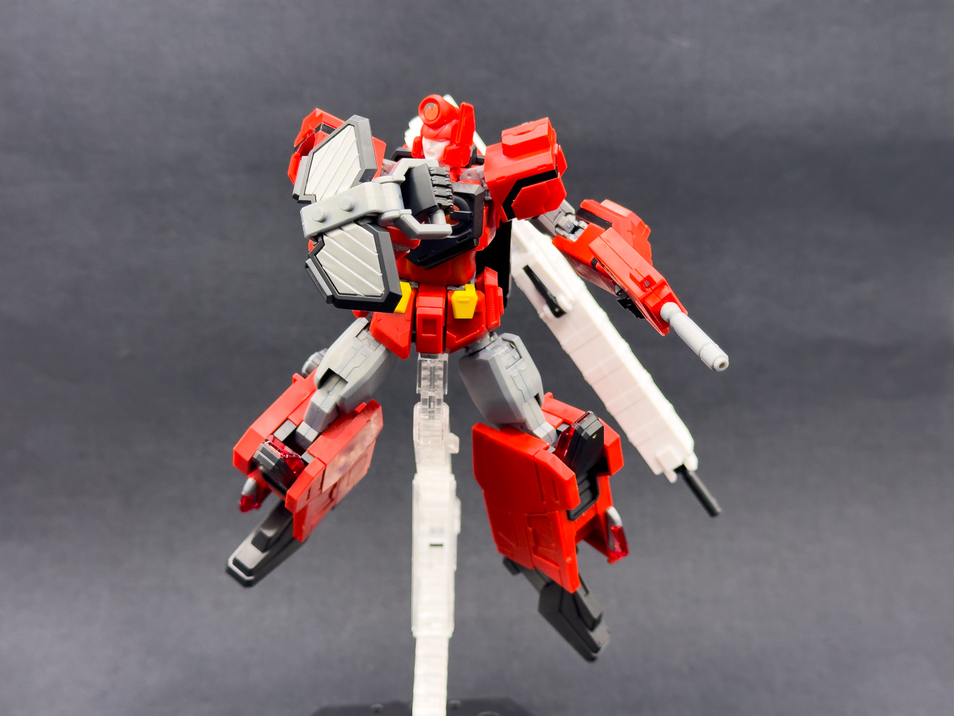 アクションベースを使用した炎竜のポージング。氷竜も同様にアクションベースを使用したポージングが可能です。