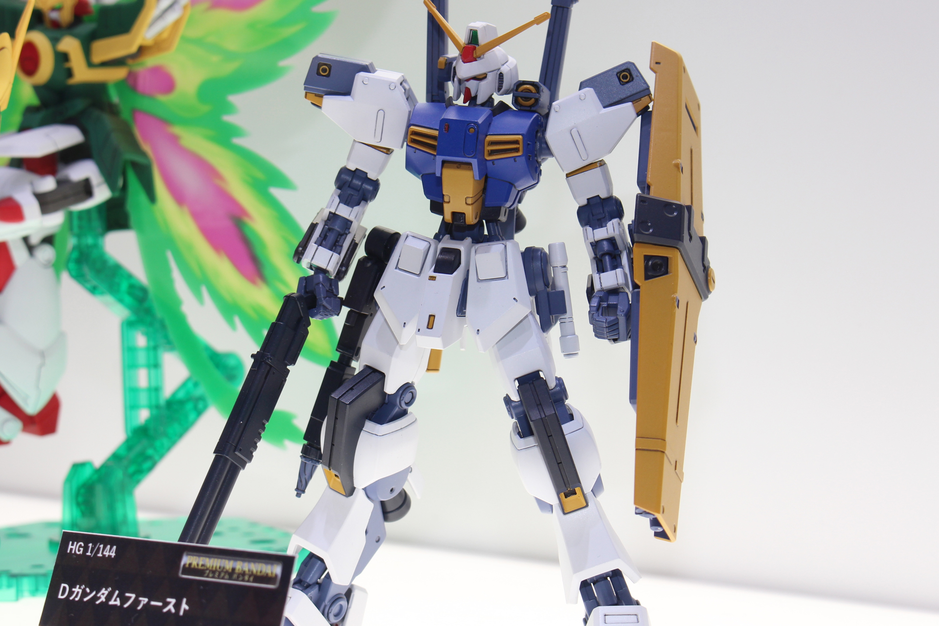 所々むき出しになったフレームが魅力の一つでもある