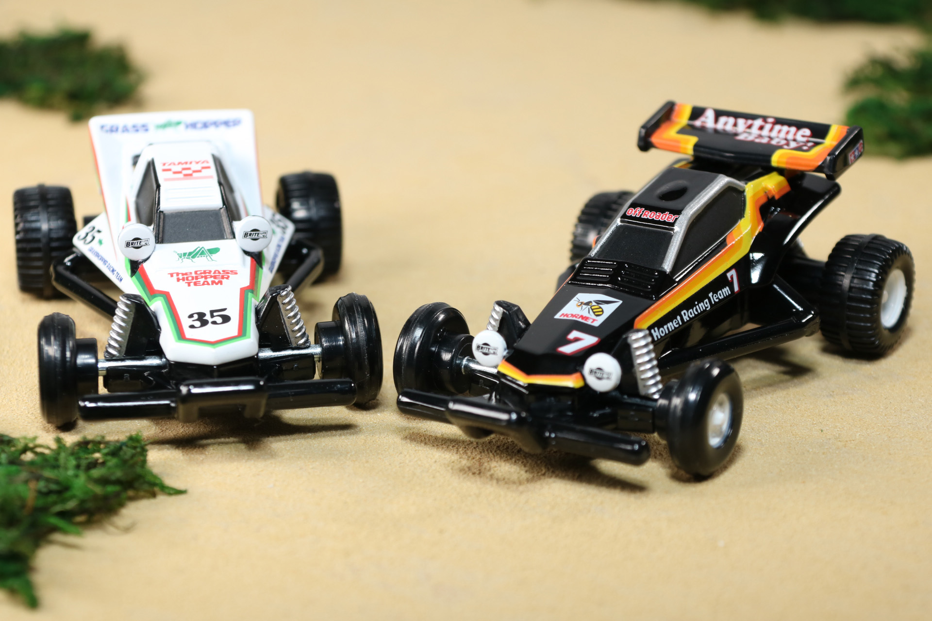 プロポと合わせれば、操作しているような遊びも楽しめる