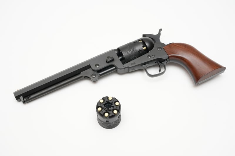 「M1851 NAVY」27,280円　※付属するシリンダーはひとつ