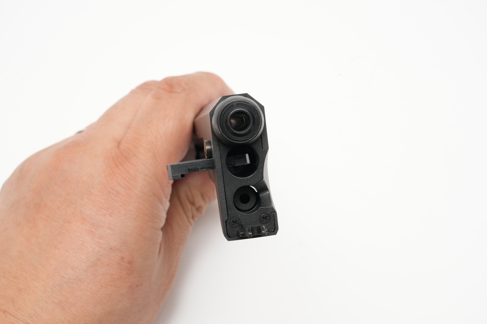 インナーバレルは押すと前後する