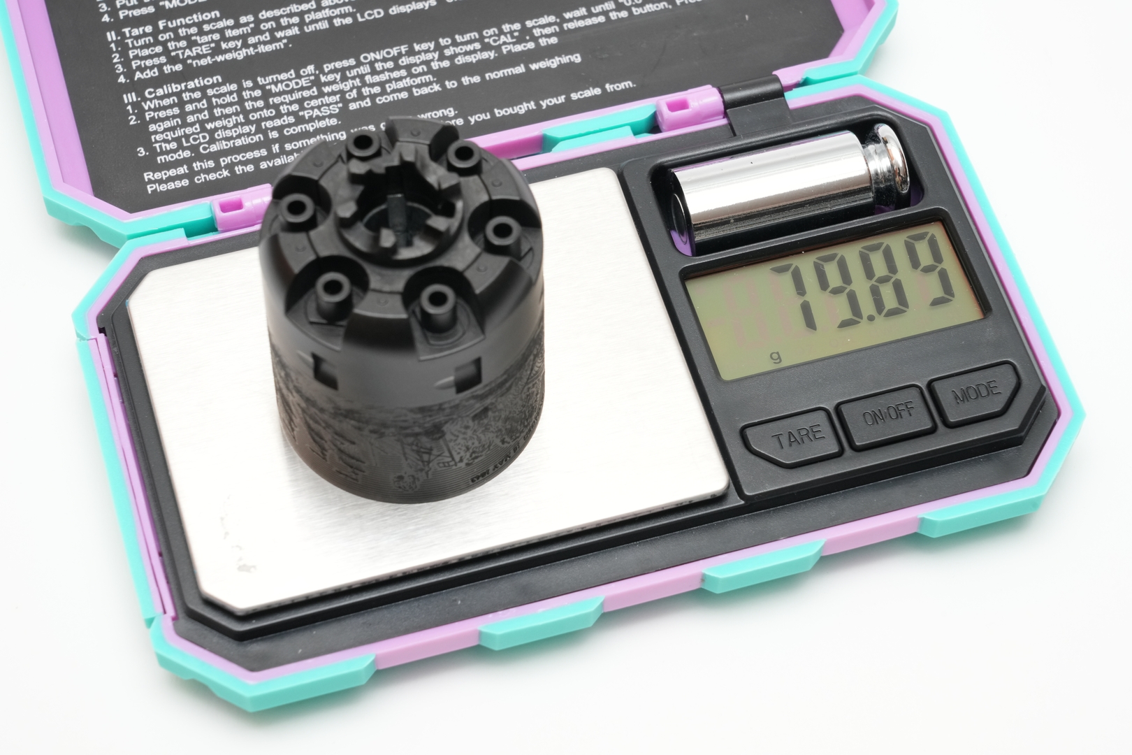 シリンダーの実測重量は79.89g