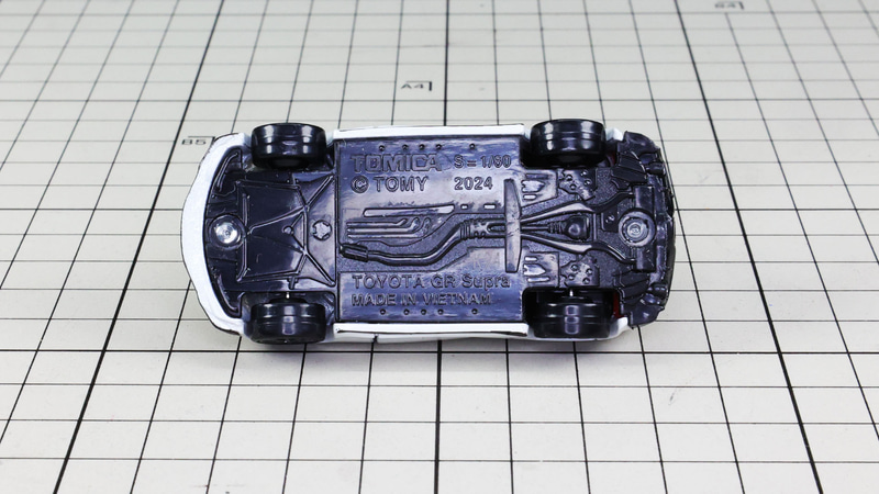 シャーシ：メカの配置がよくわかる