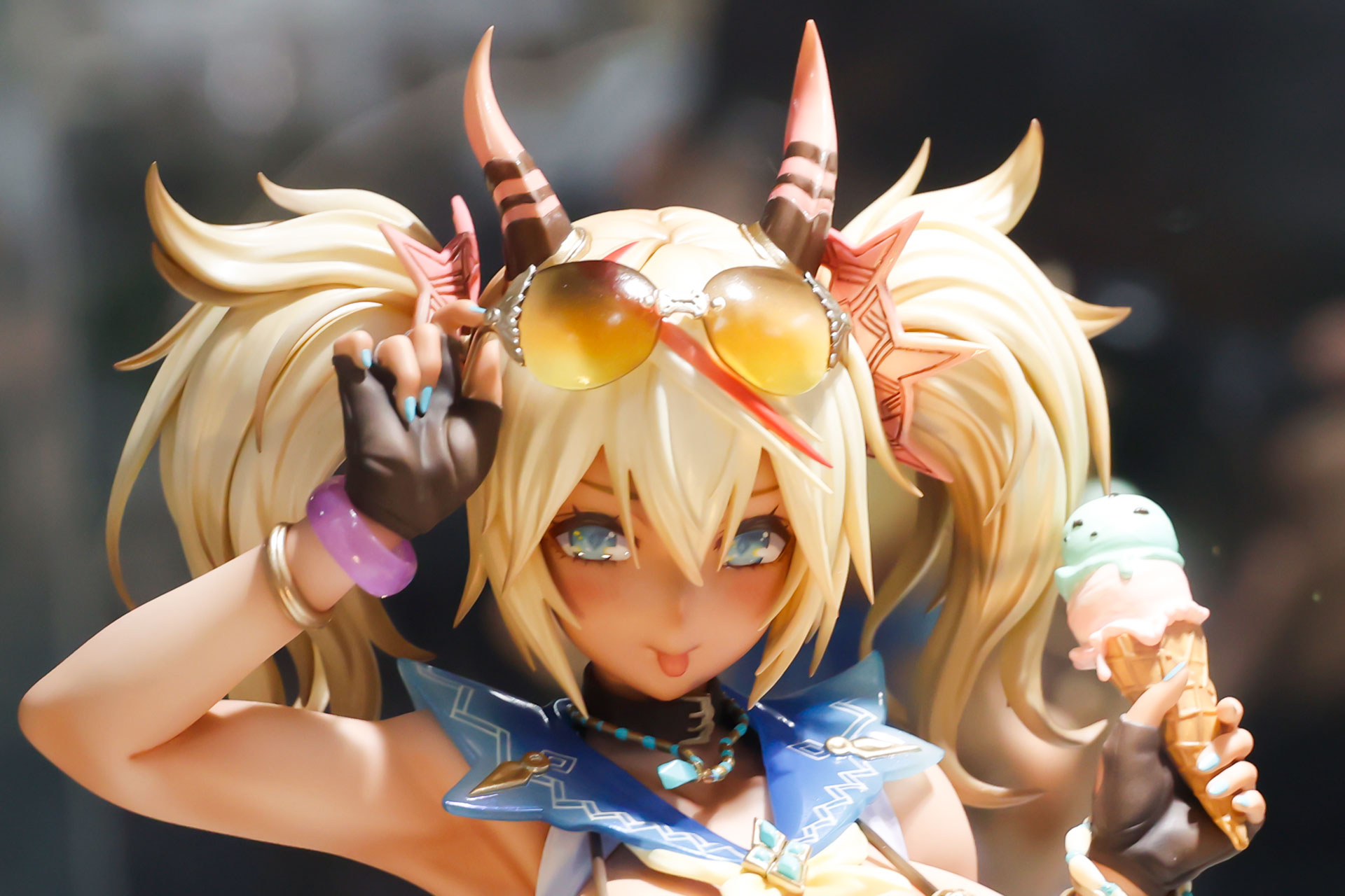 キュートな表情のジェナ