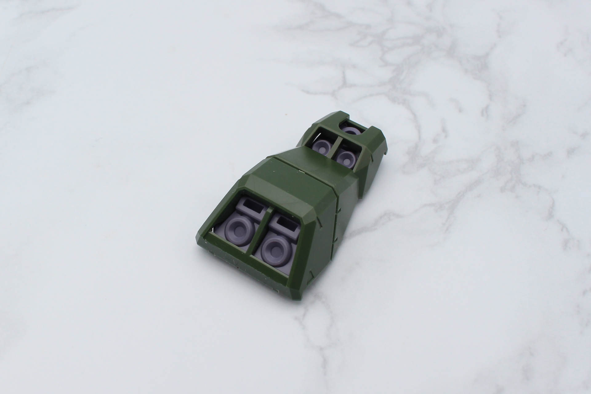 ふくらはぎのバーニアを組み立てる