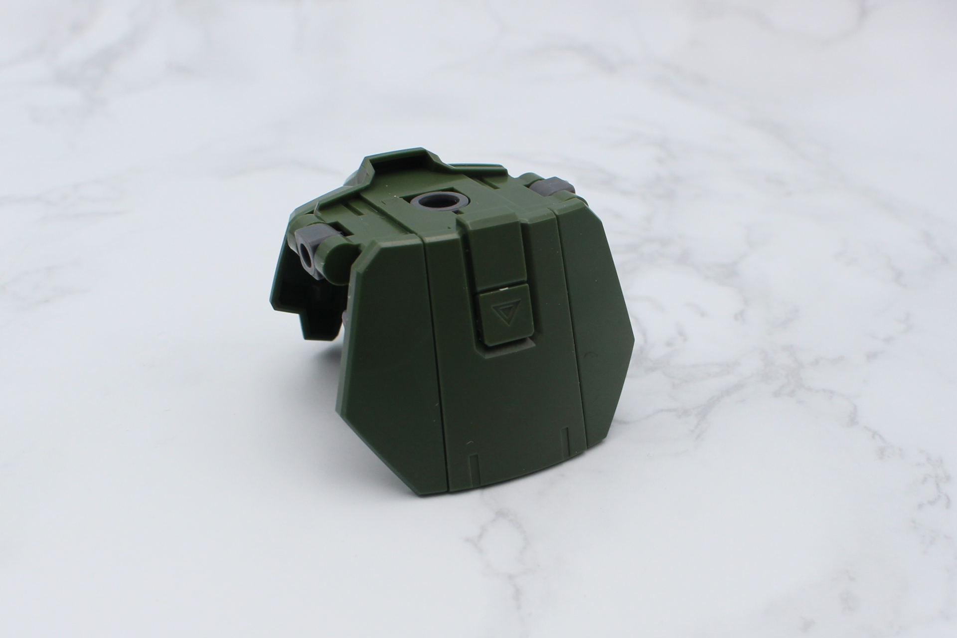 リアアーマーを取り付ける