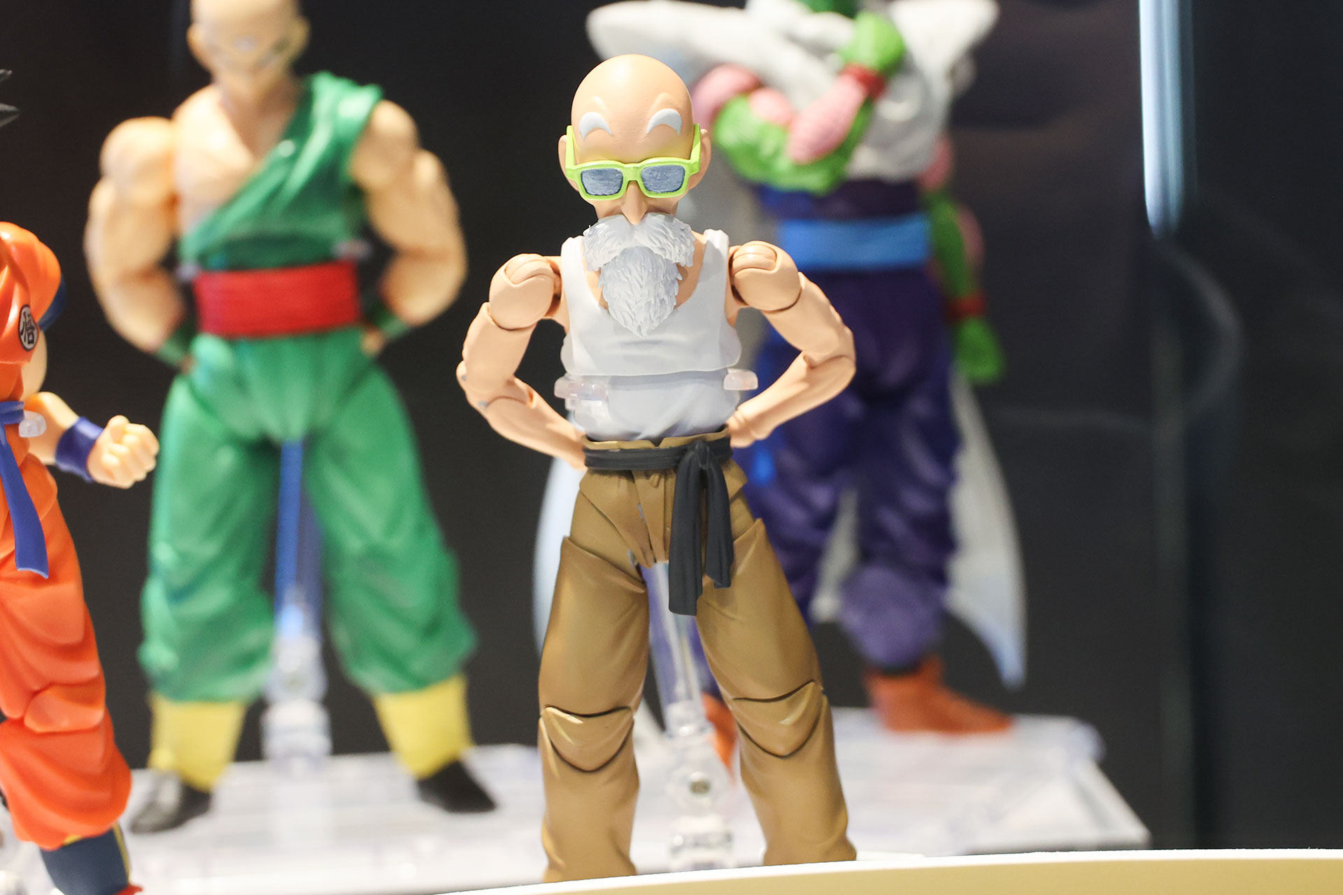 こちらも参考出品の「S.H.Figuarts 亀仙人-宇宙サバイバル編-」