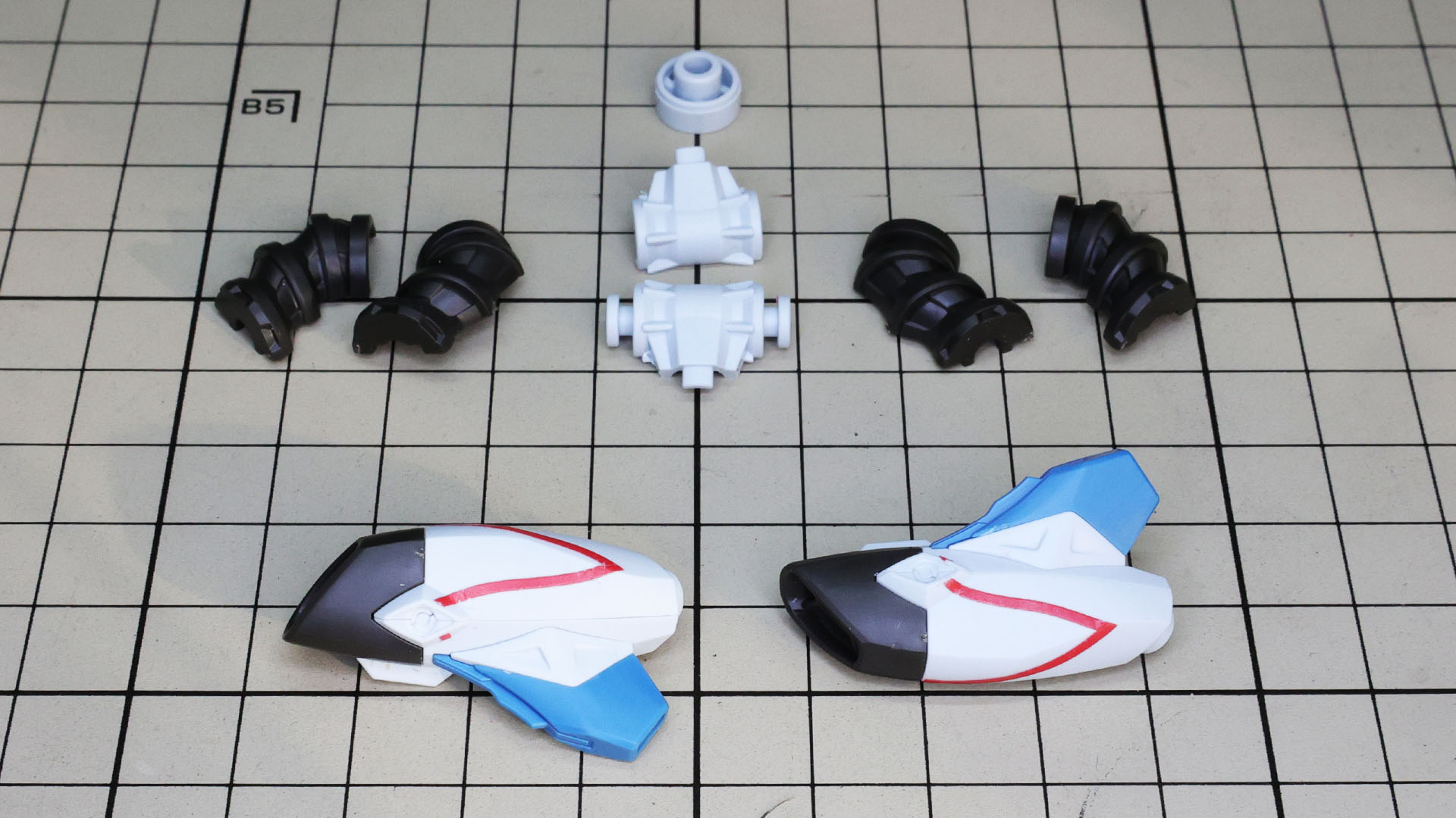 推進機にはラインシールによるディテーリングが行われます