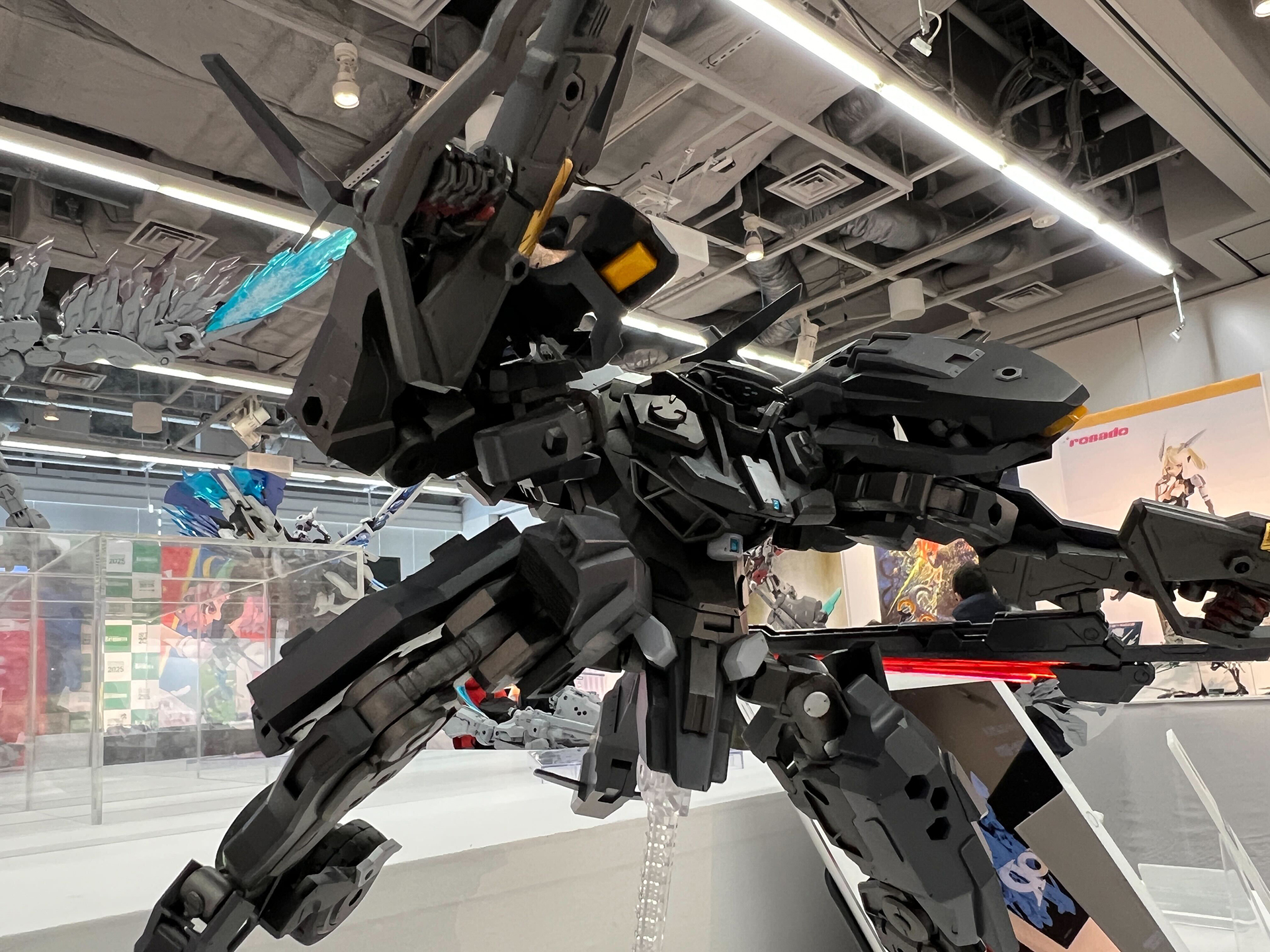 「ヘキサギア ヴェローチェ」、5月発売予定、価格は13,200円
