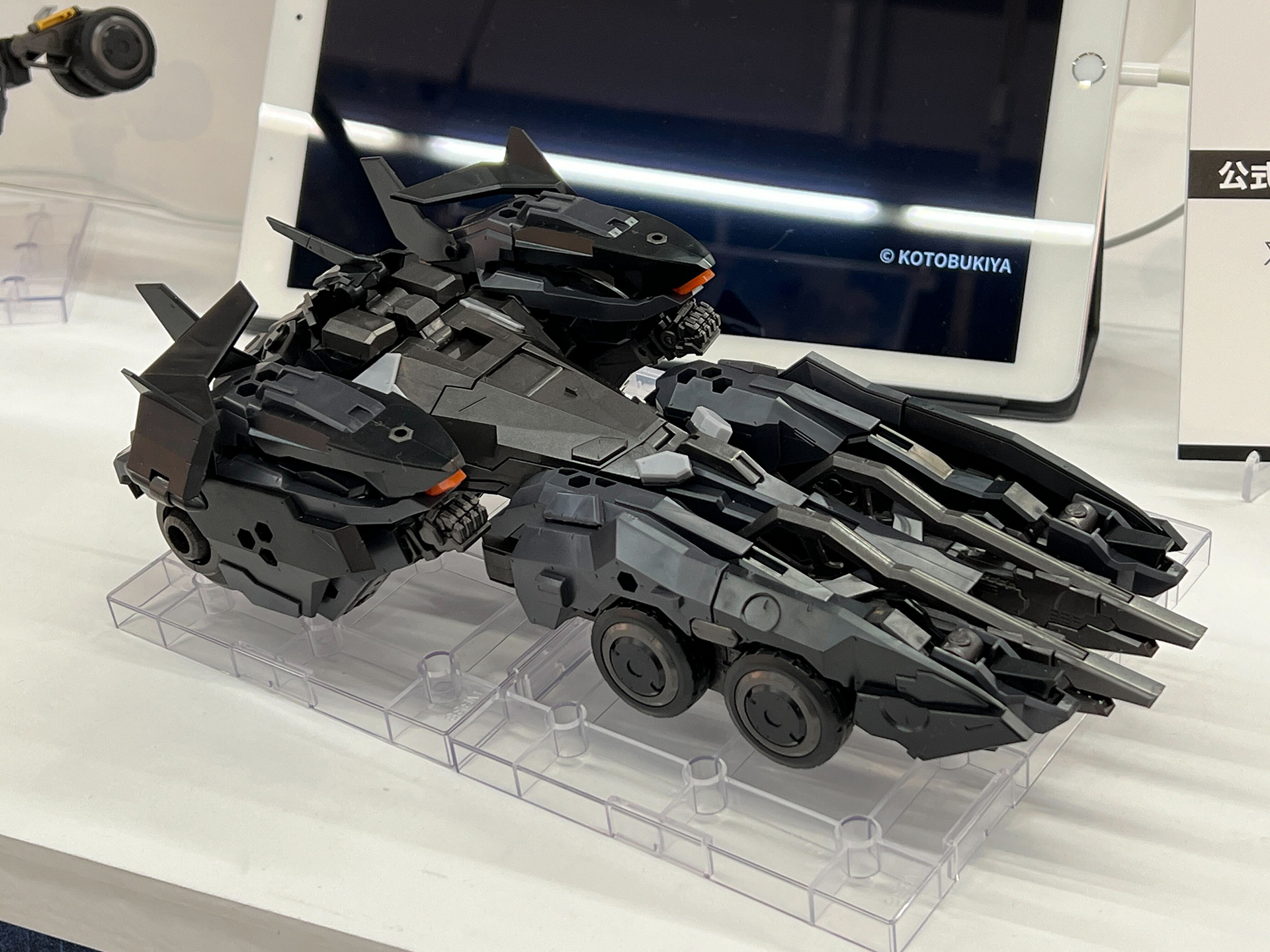 「ヘキサギア ヴェローチェ」、5月発売予定、価格は13,200円