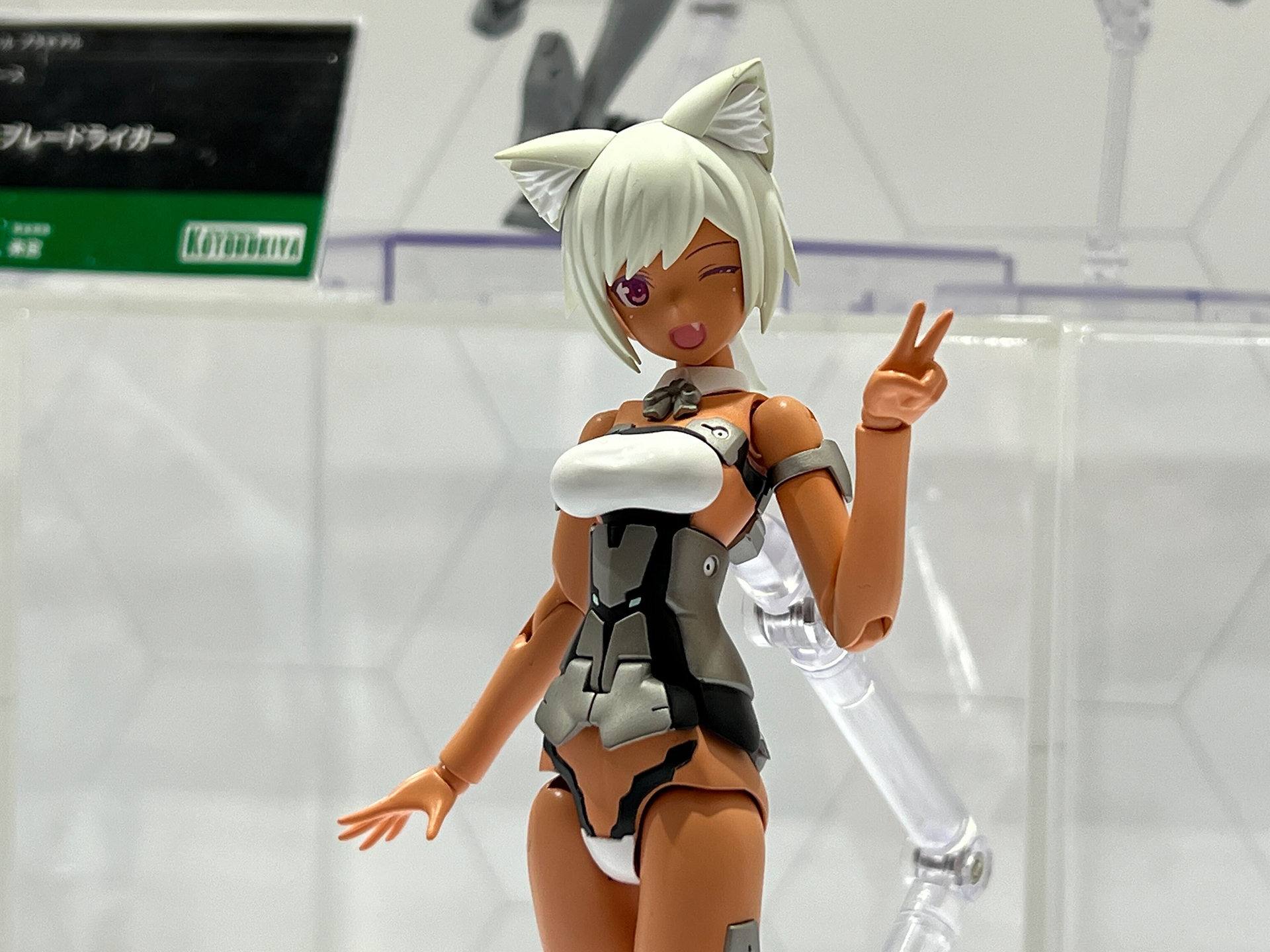 「フレームアームズ・ガール レティシア Silver ver.」、発売日・価格未定。2月27日より予約開始