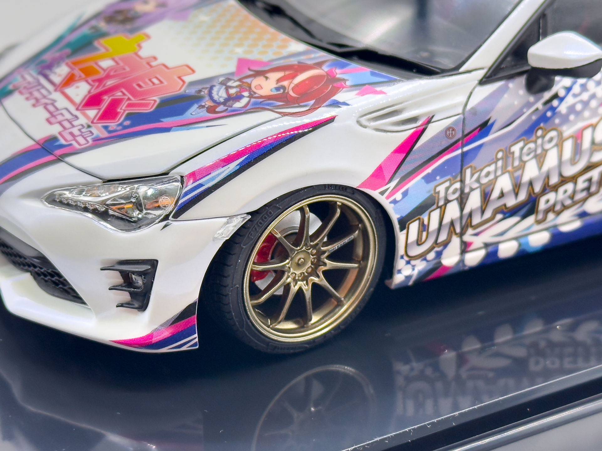 カーモデルは簡単にカスタマイズできる点も魅力の一つです。