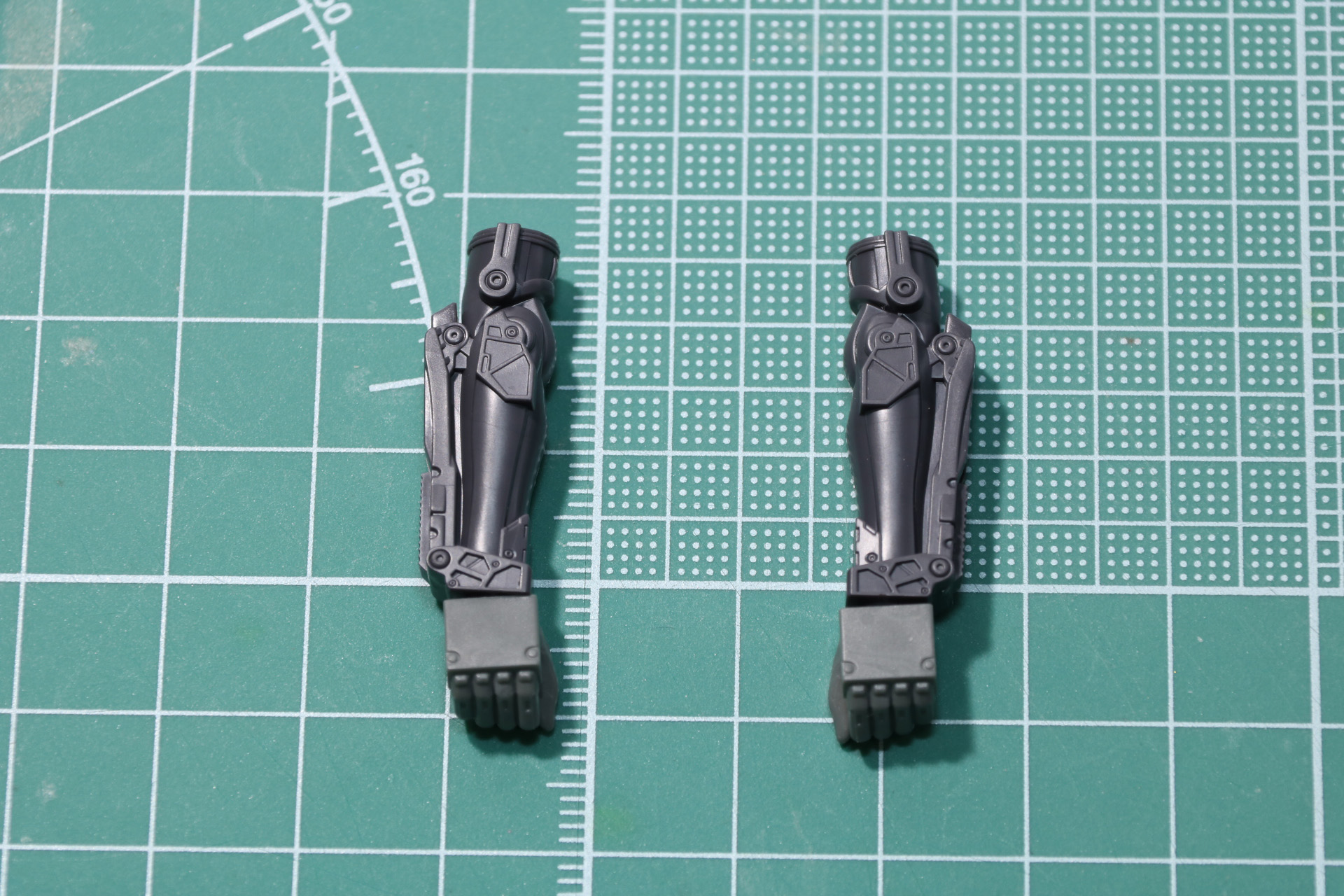 メカ腕の組み立て