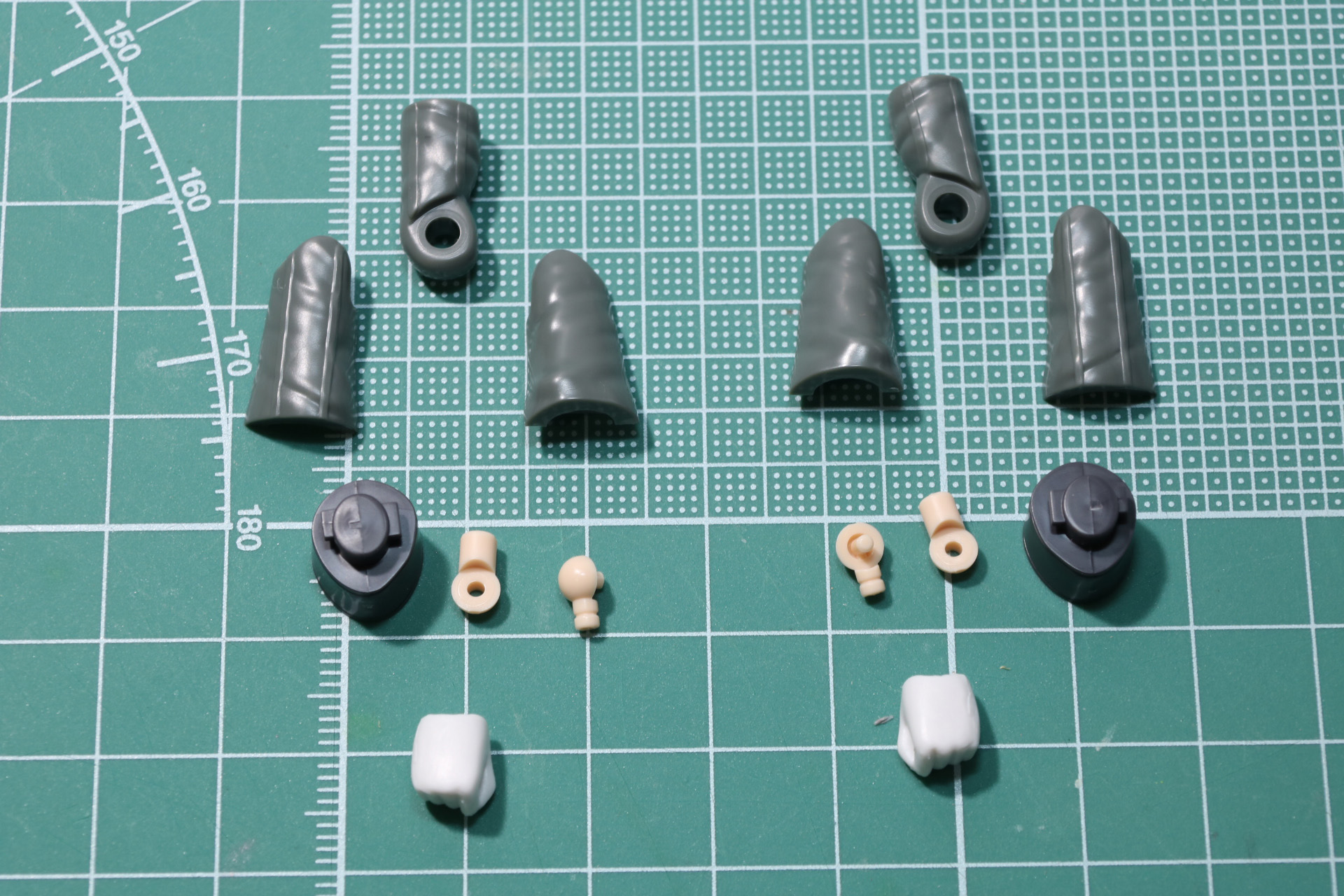 服腕の組み立て