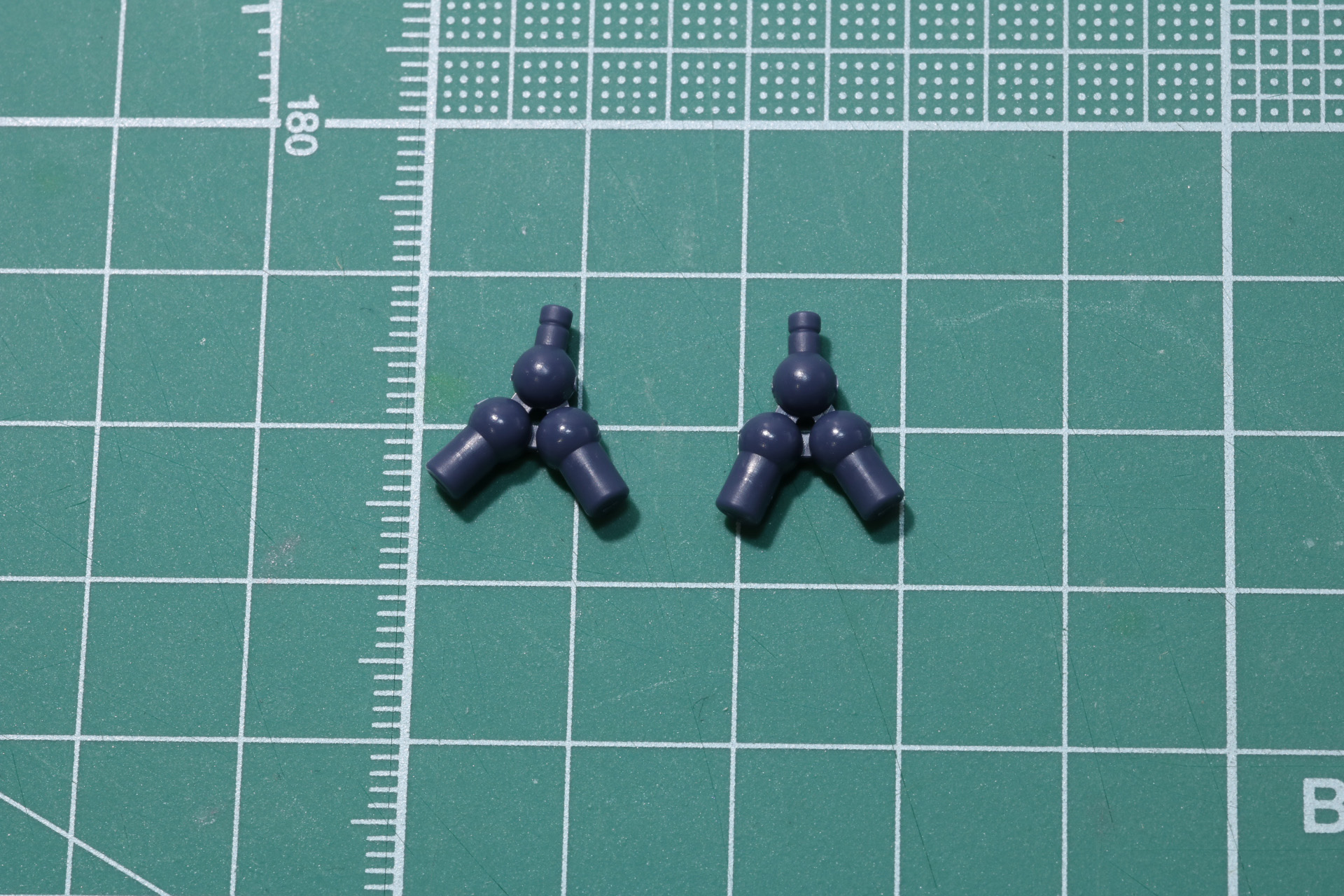 三連リストジョイントの組み立て