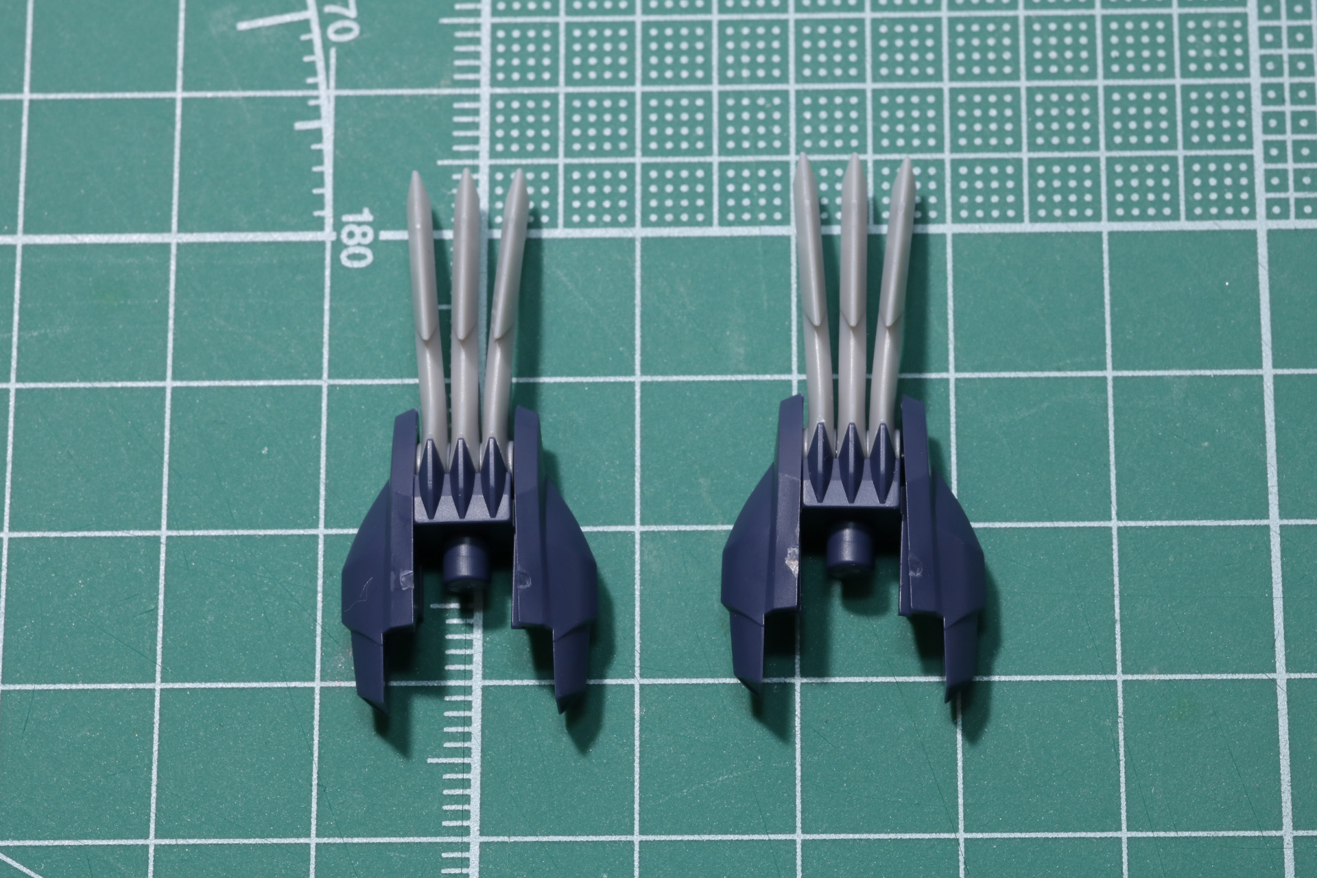 鉤爪の組み立て