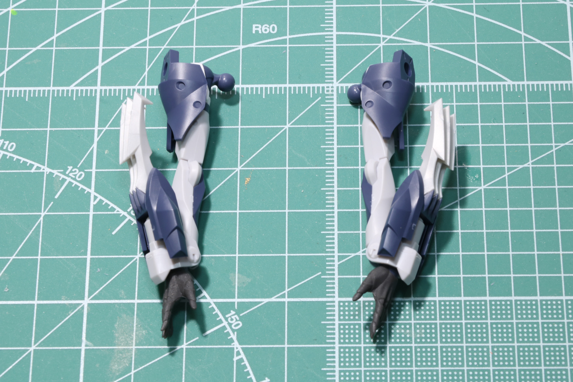 腕部の組み立て