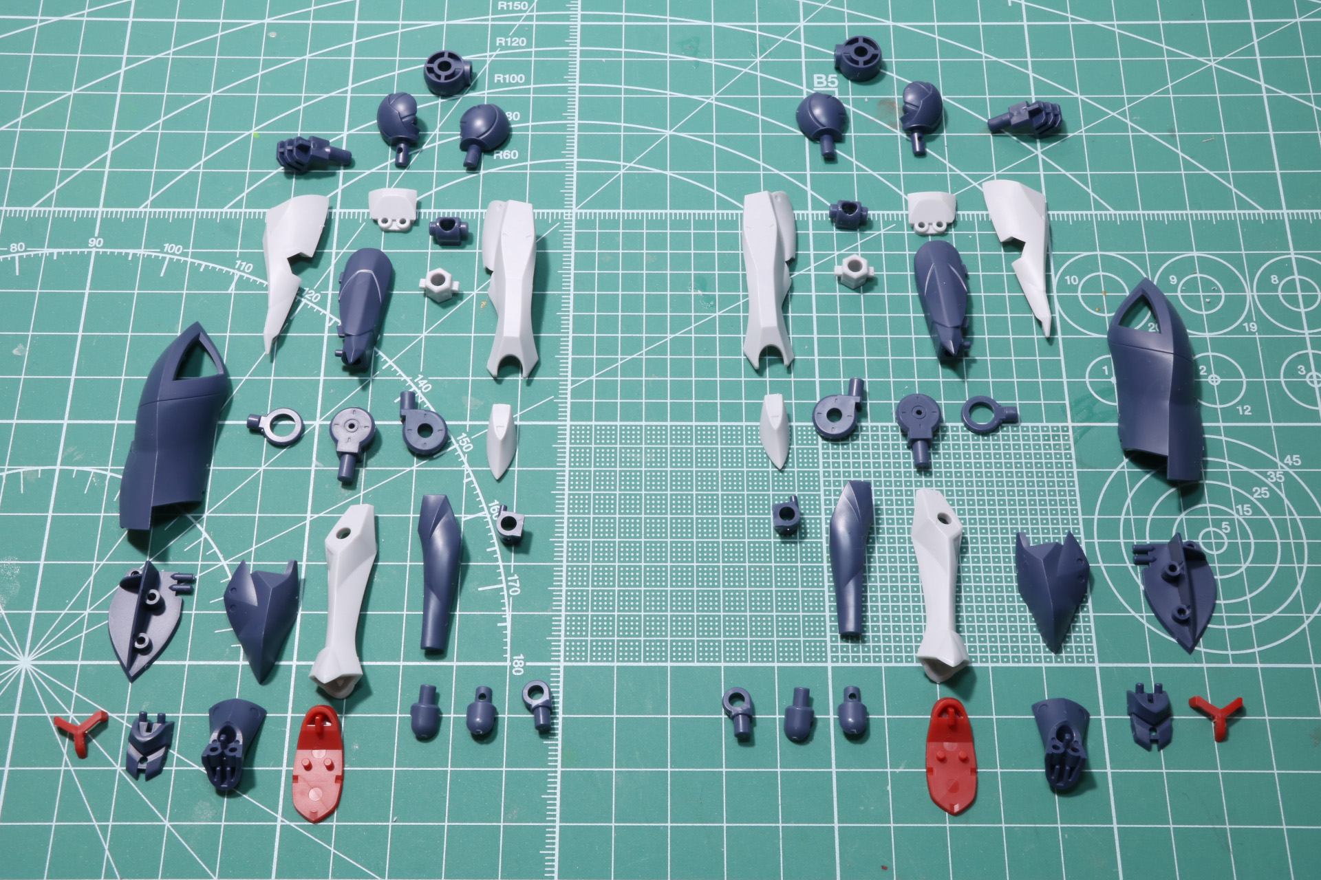 脚部の組み立て