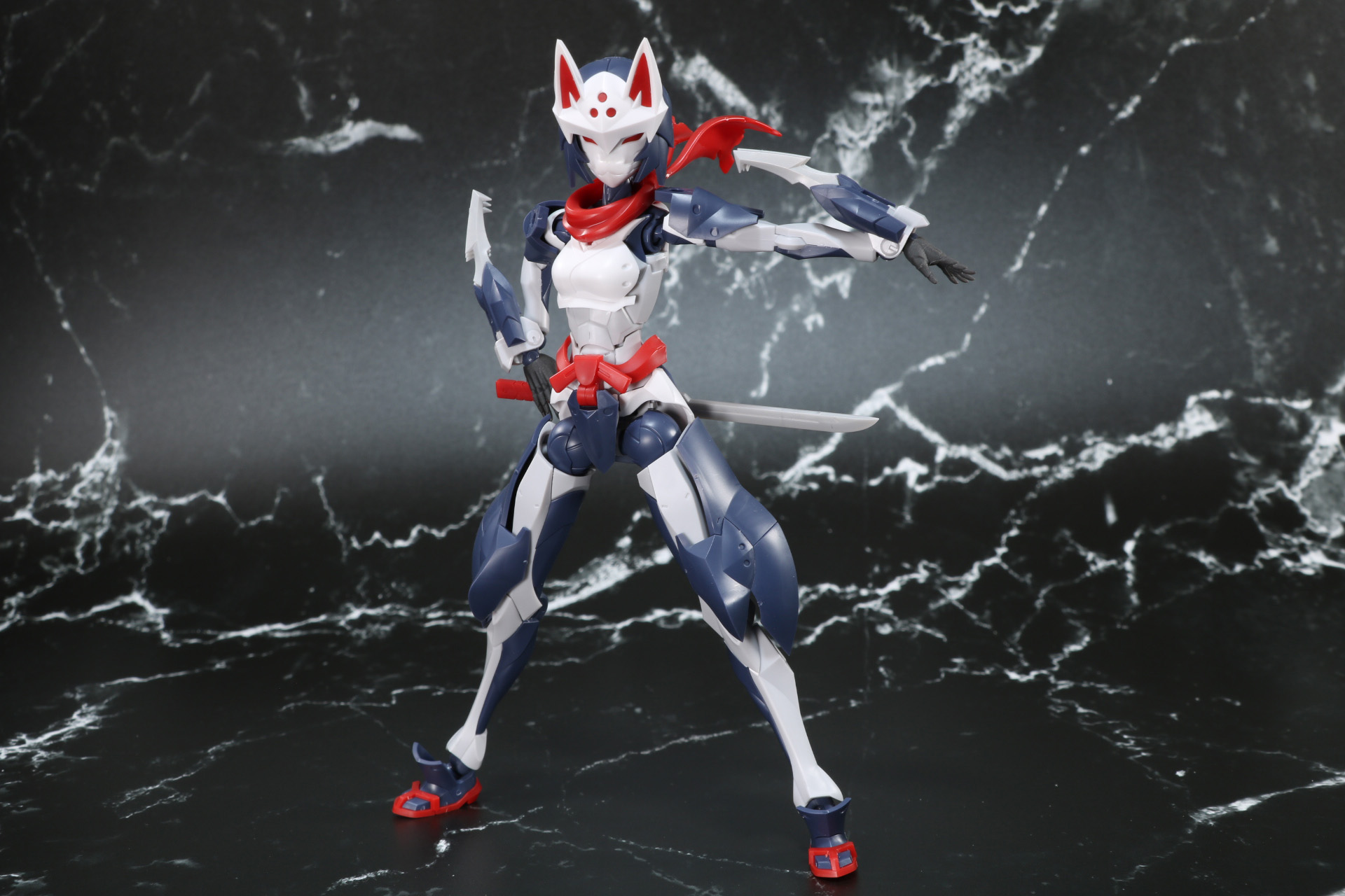 柔軟な可動で様々なポーズを表現可能