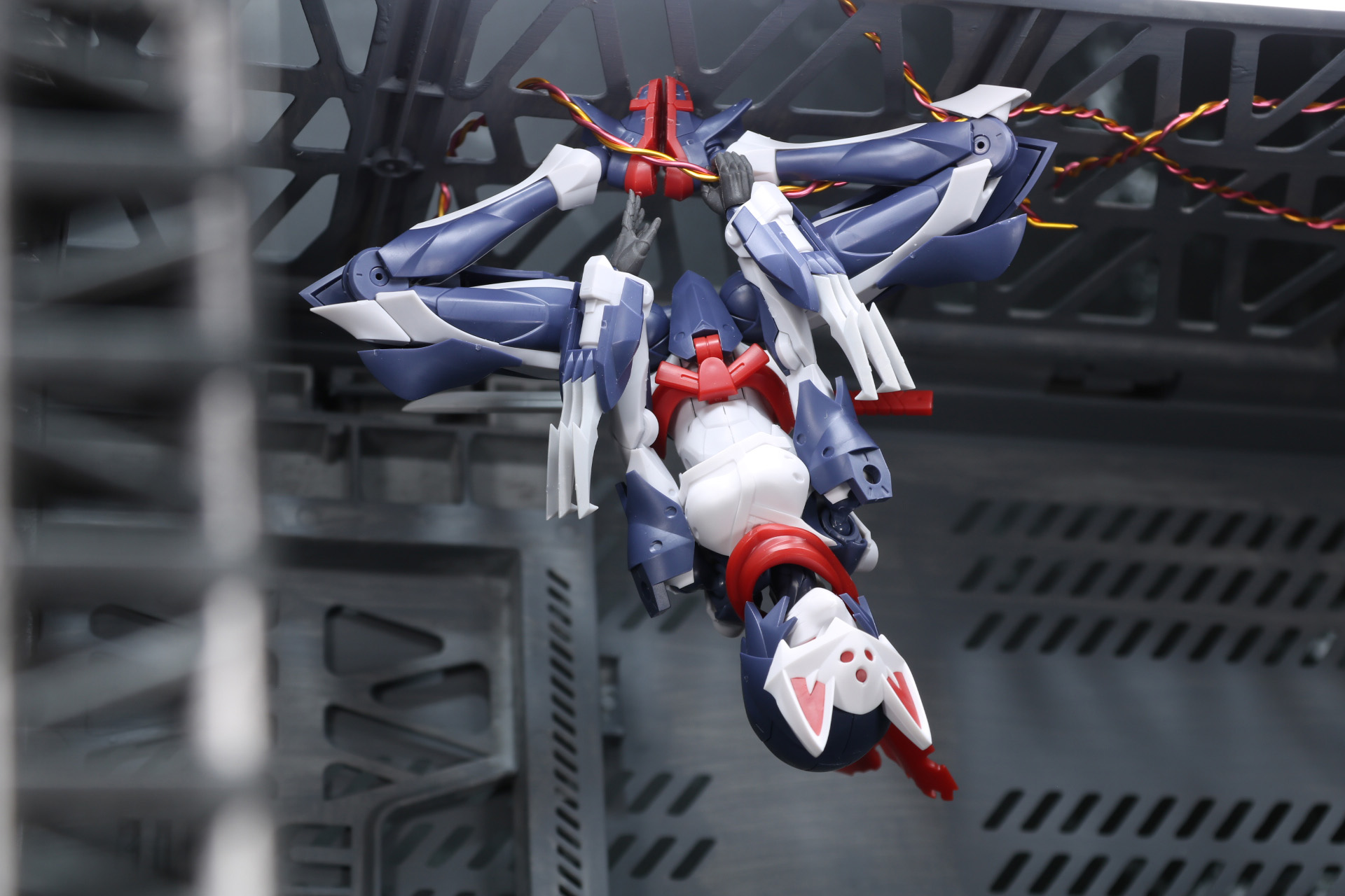 目的の施設に潜入した「風魔」