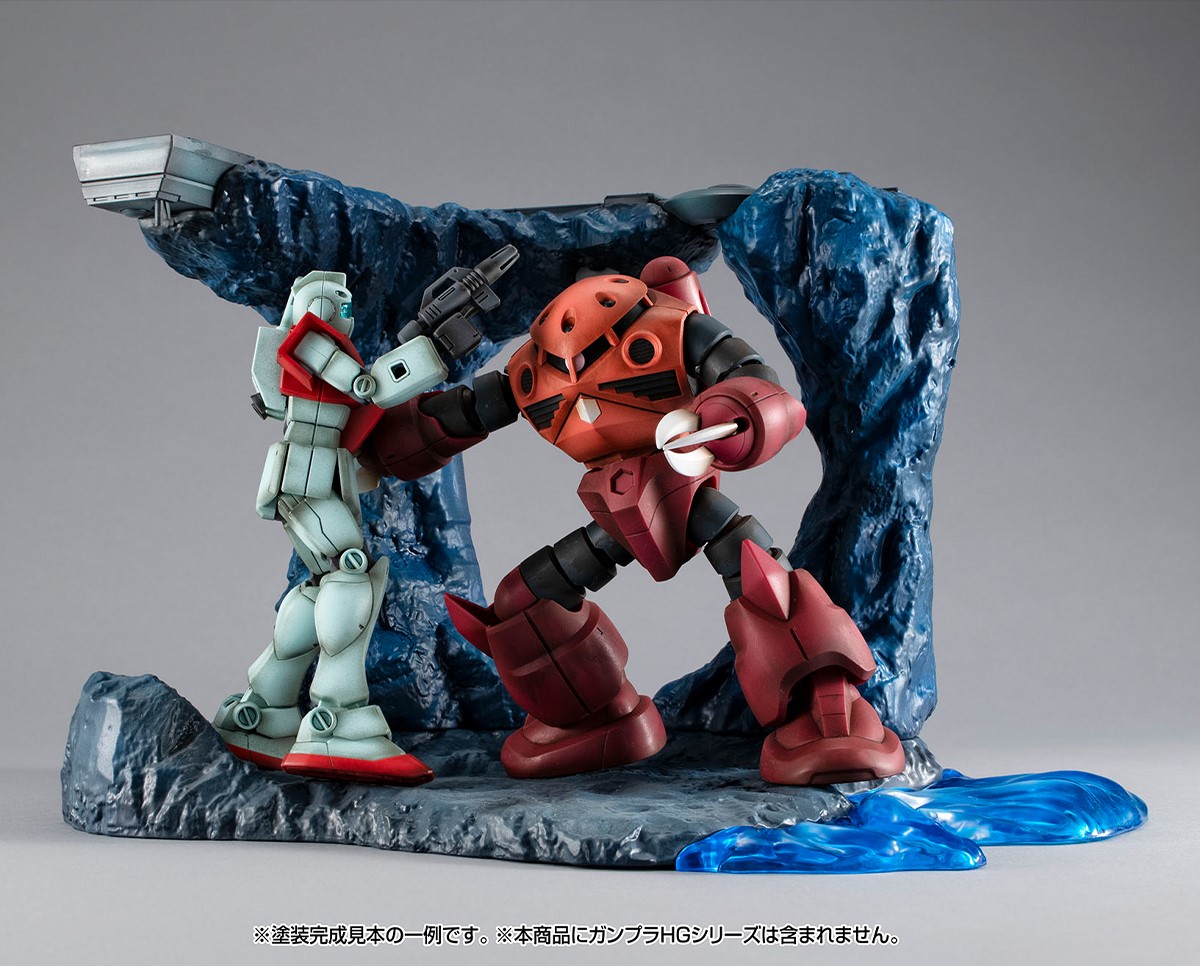 塗装しガンプラをディスプレイした状態