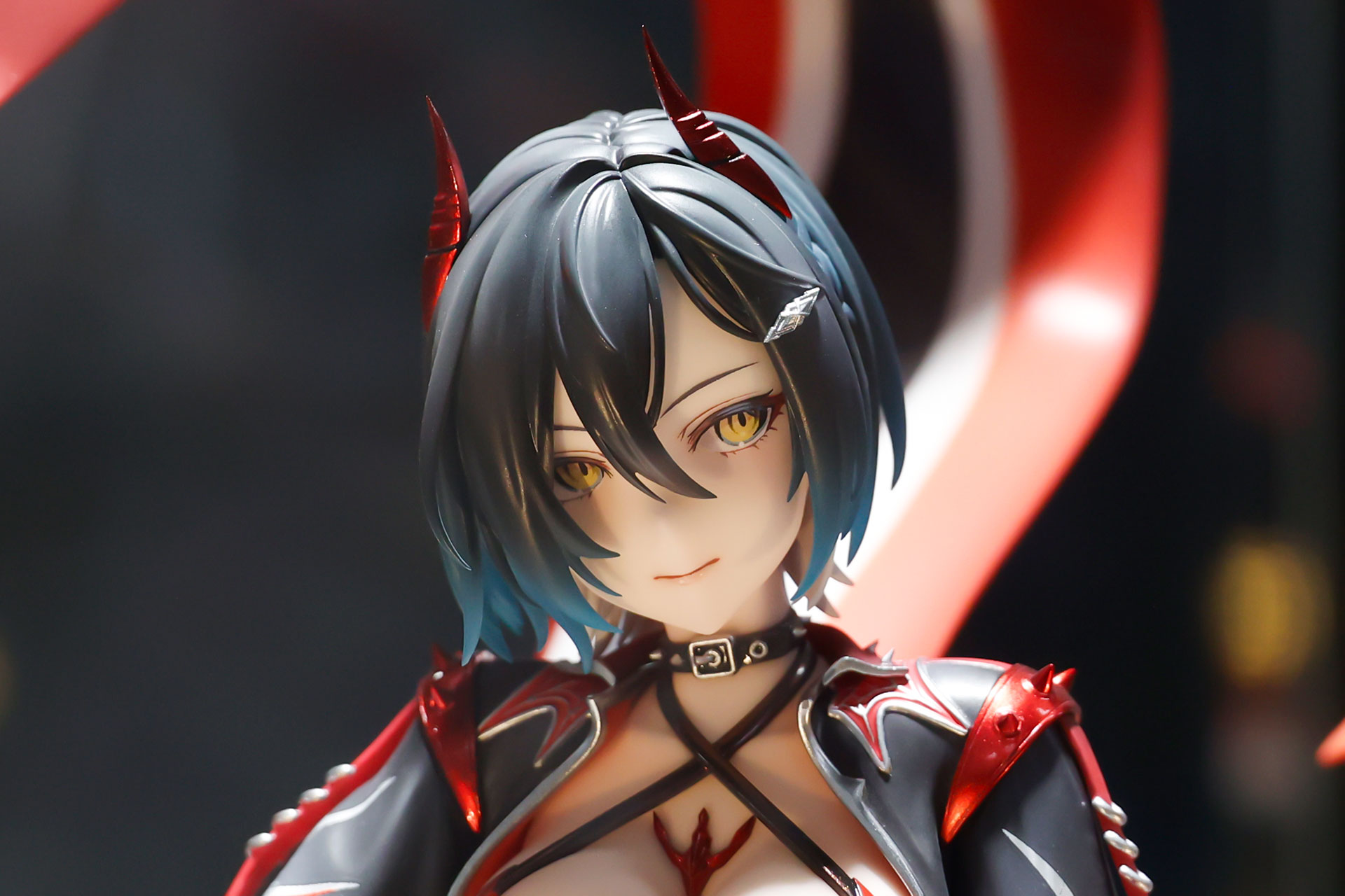 髪の色合いも美しい