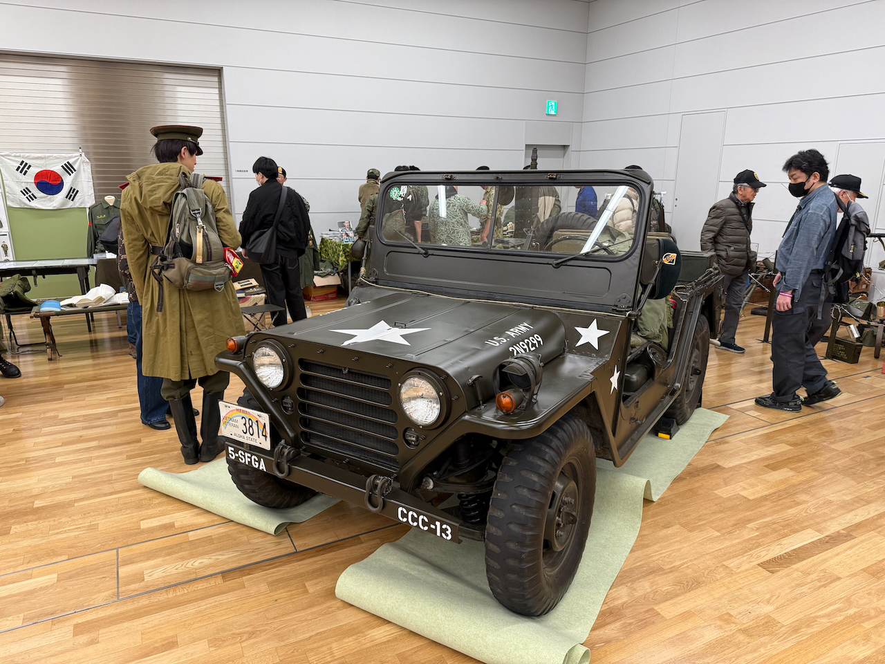M151（米軍仕様のジープ）