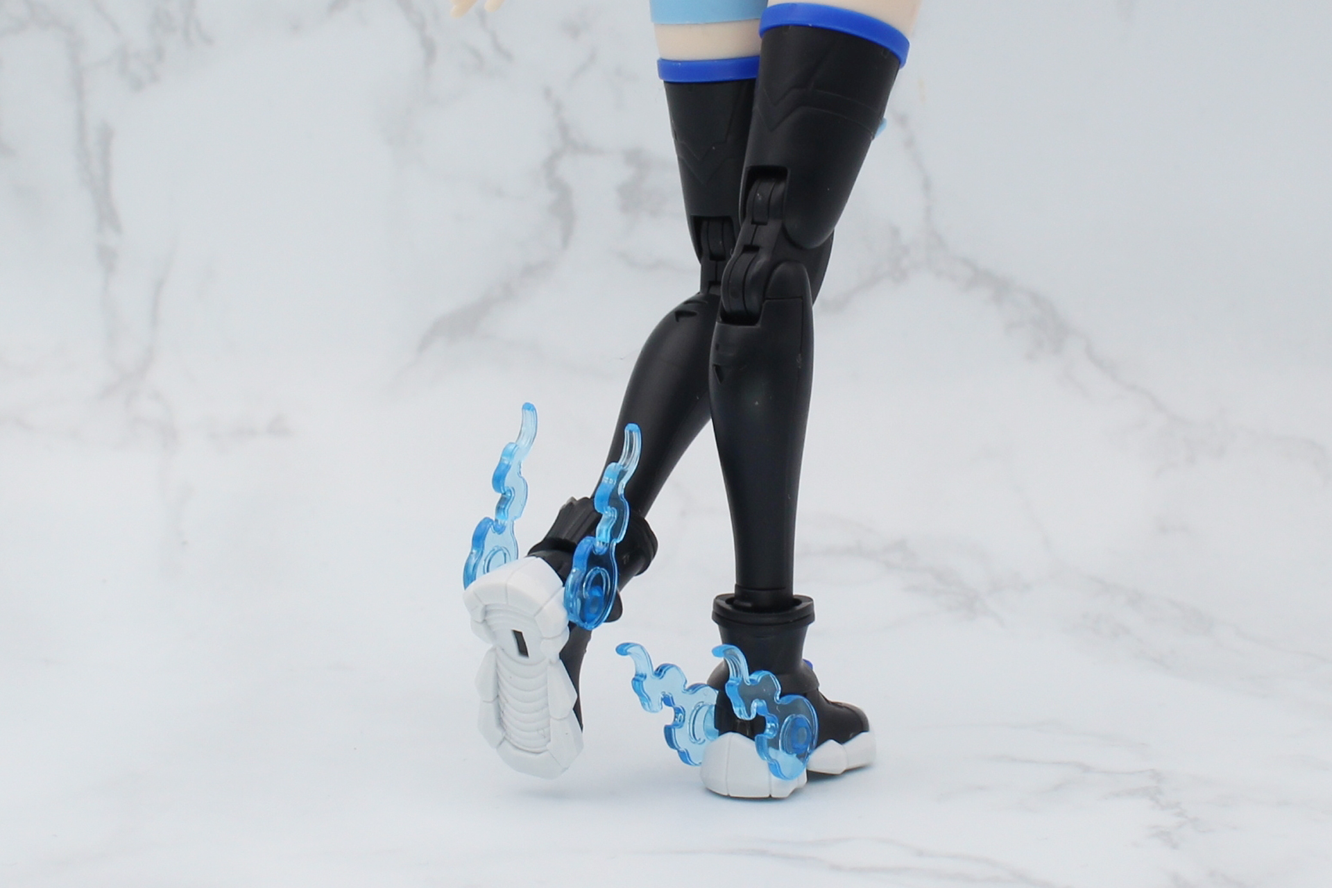 足裏のパターンもスニーカーっぽいデザインに