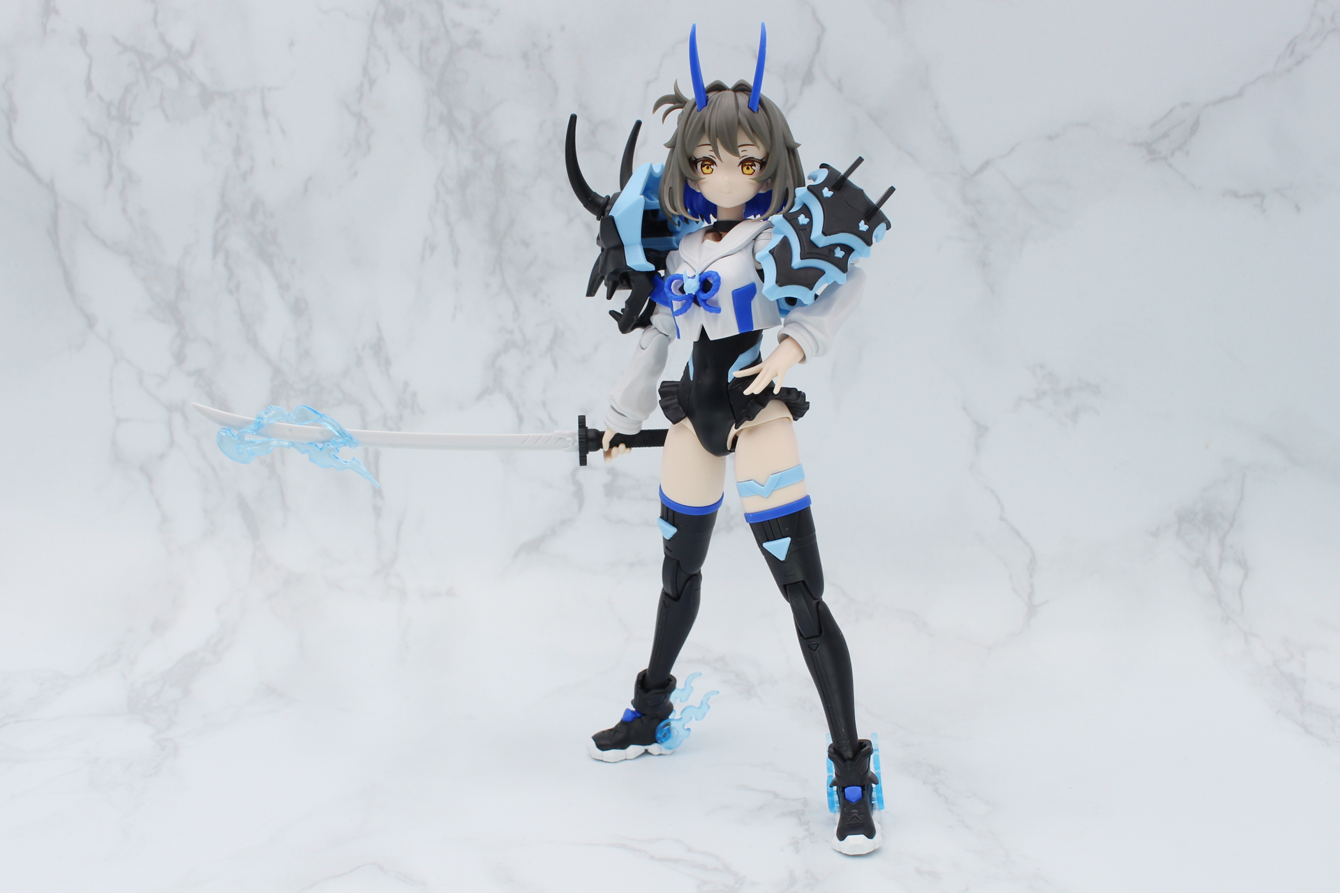 ソウレイのアーマーモードが完成。刀のエフェクトは好みで取り付けよう