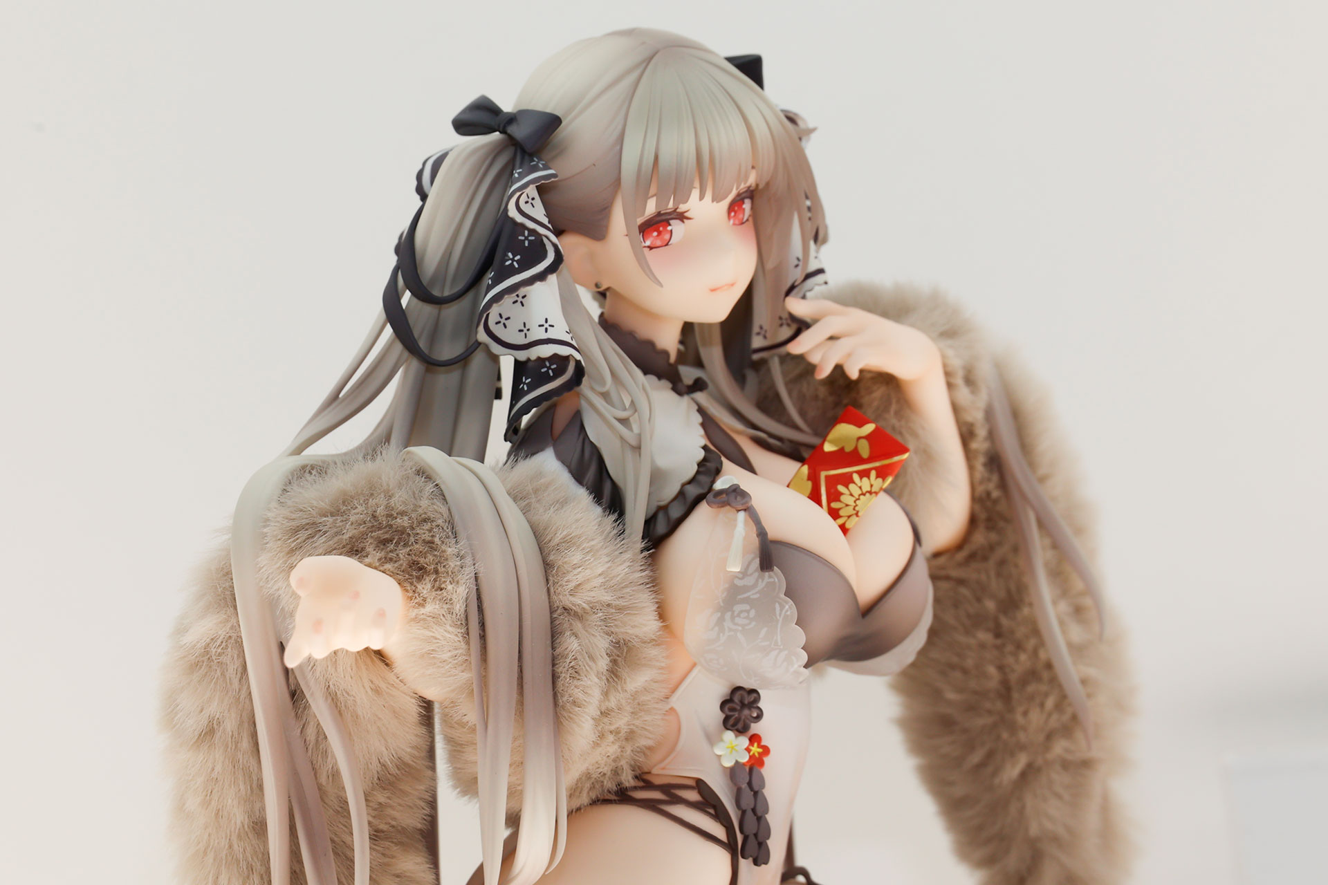 こちらは「フォーミダブル スチルイラストVer.」だ