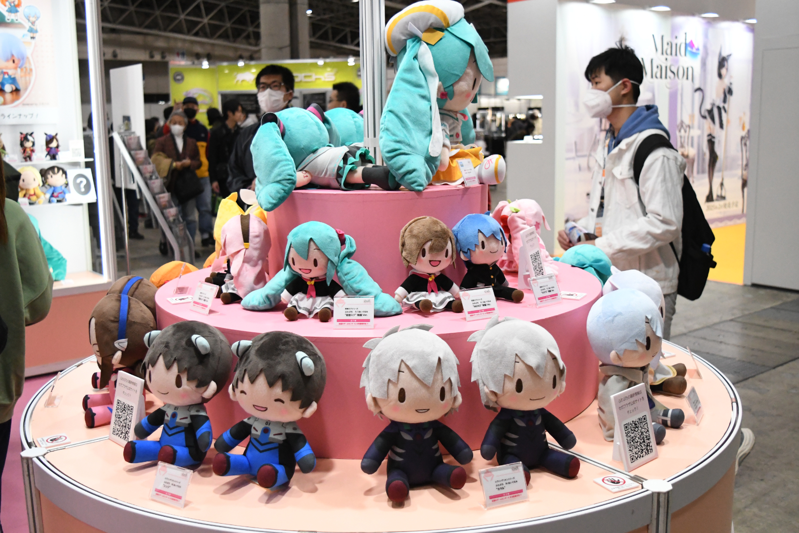 プライズ景品も数多く展示されていた