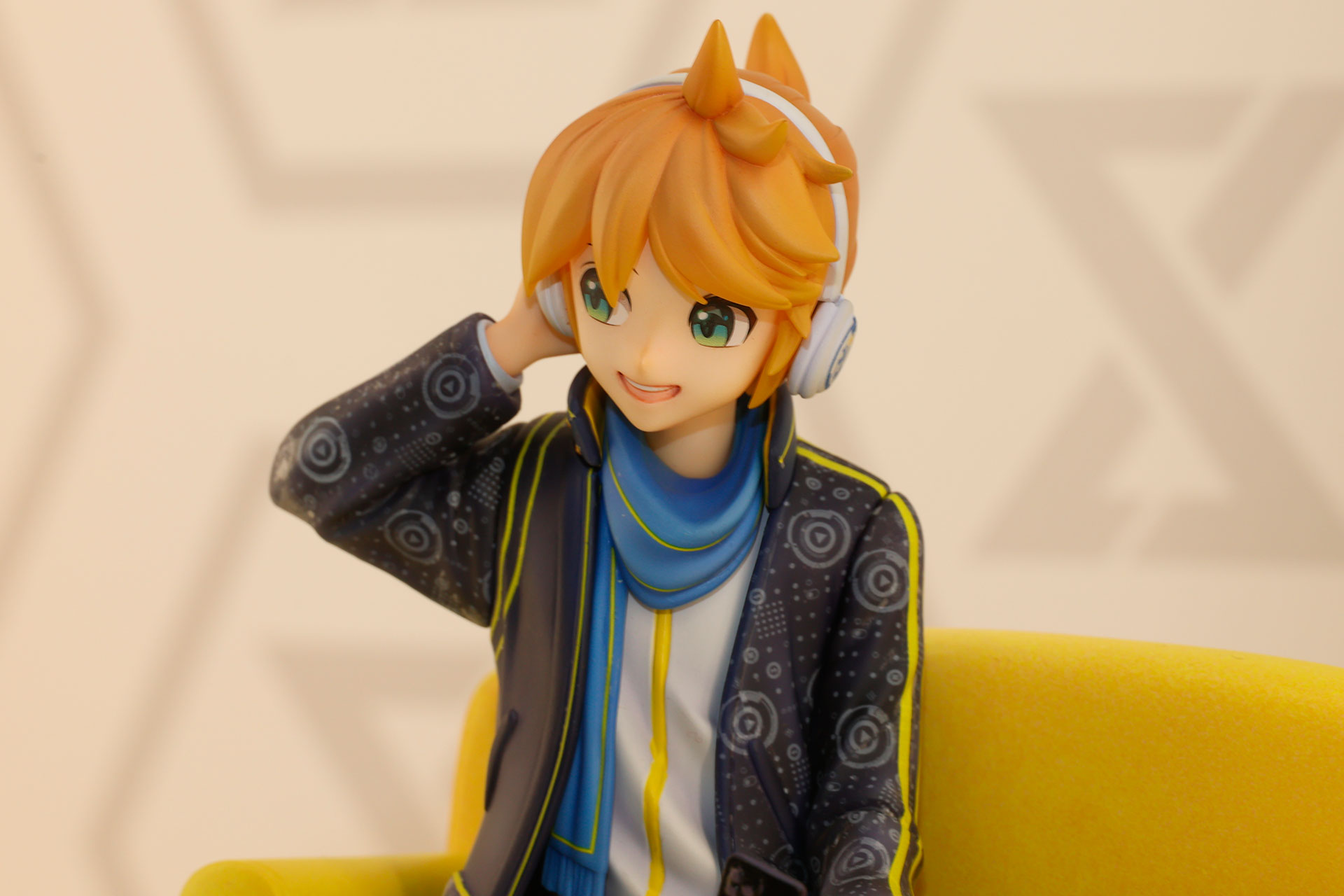 2025年12月に発売される1/7スケールフィギュアの「ピアプロキャラクターズ 鏡音レン “Art by lack”」