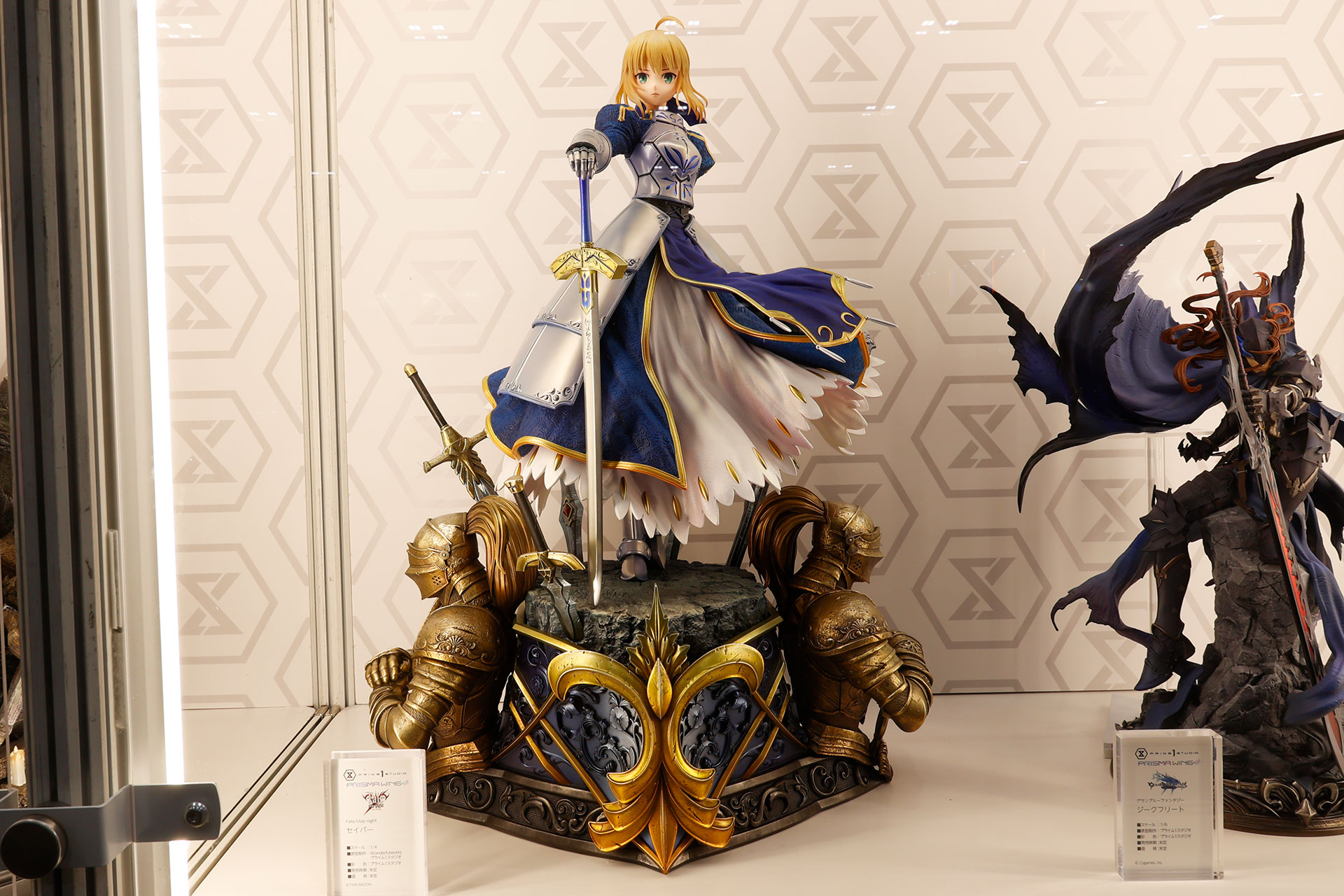 1/4スケールフィギュアの「Fate/stay night セイバー」。価格や発売時期は未定だ