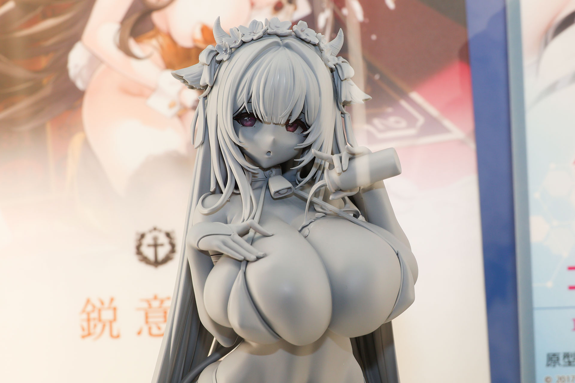 こちらは1/4スケールフィギュアの「ブレマートン ～ピロー・コンサルテーション ver.～」だ。