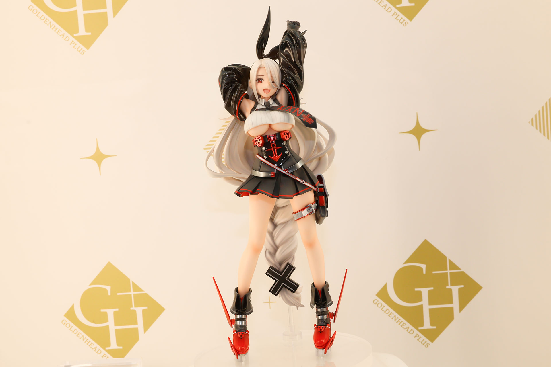 「アズールレーン プリンツ・ハインリヒ」のデコマスが初公開されていた