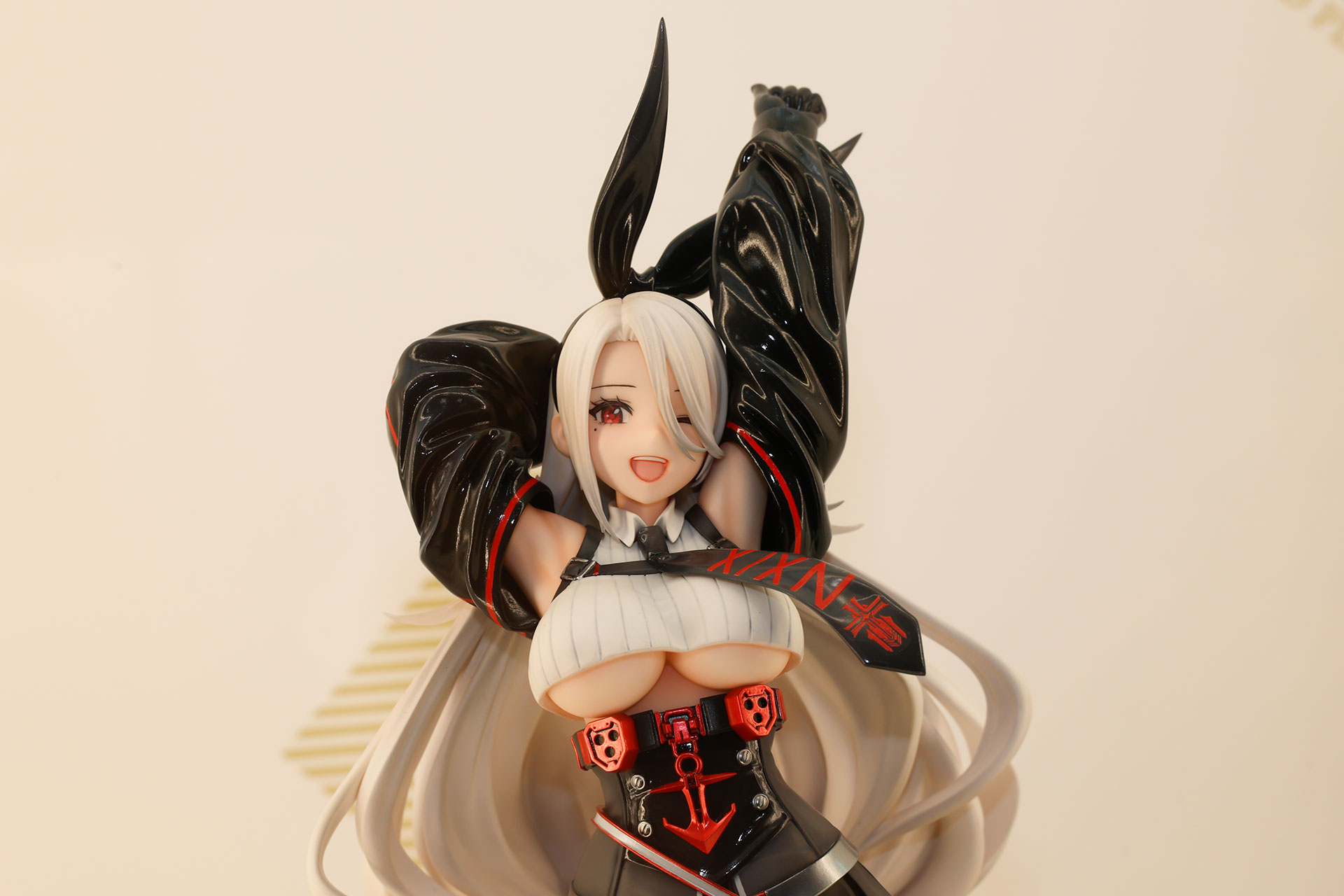 「アズールレーン プリンツ・ハインリヒ」のデコマスが初公開されていた
