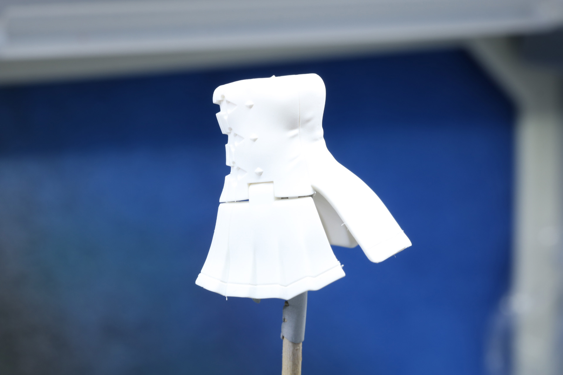 白下地では明るめの色合いに