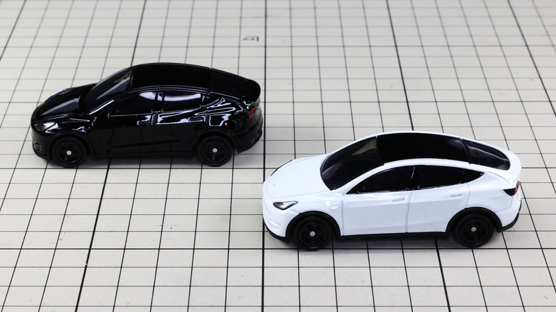 サイド：使い勝手を上げる伸びやかなボディスタイル